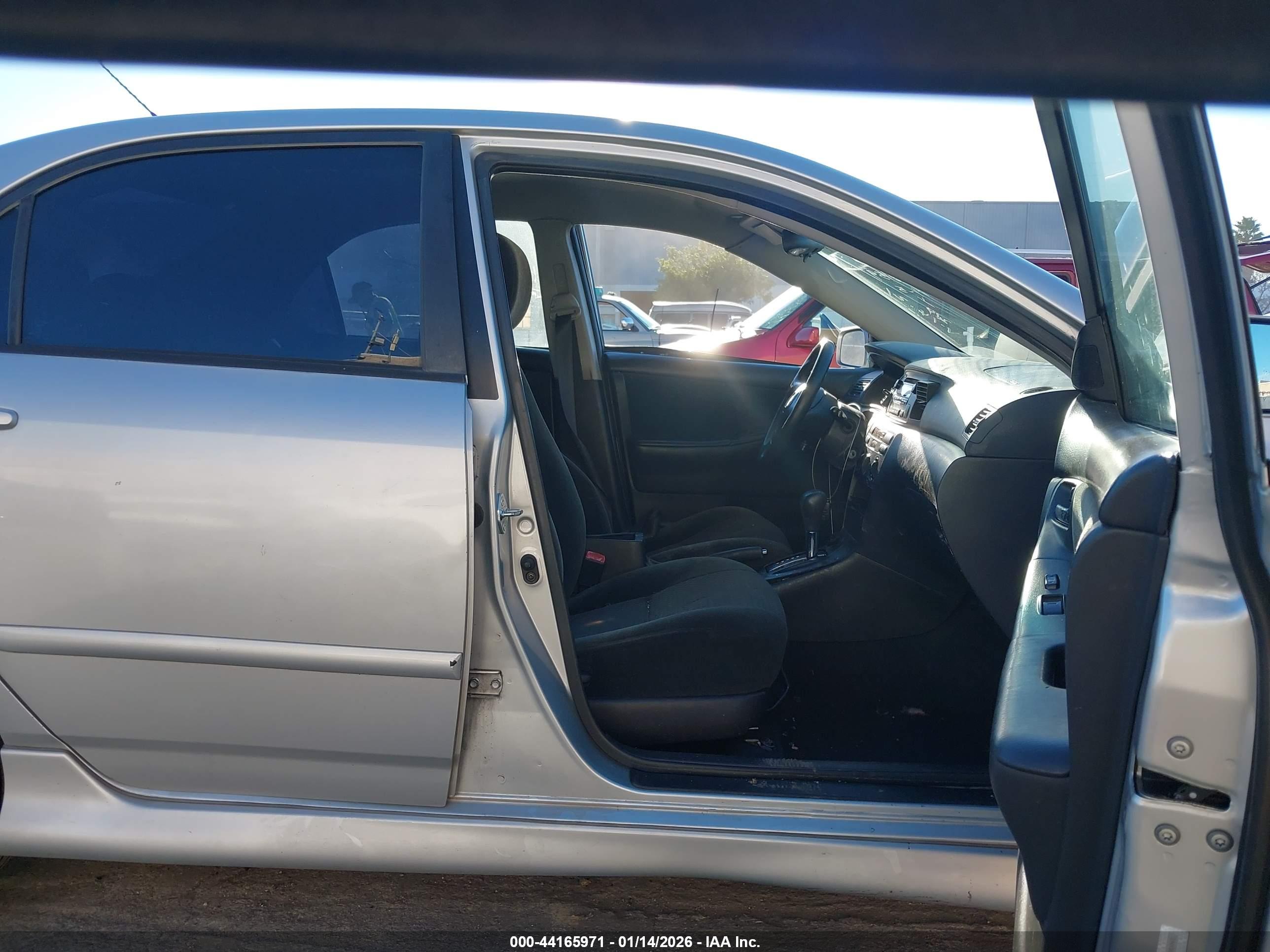 TOYOTA COROLLA image 5