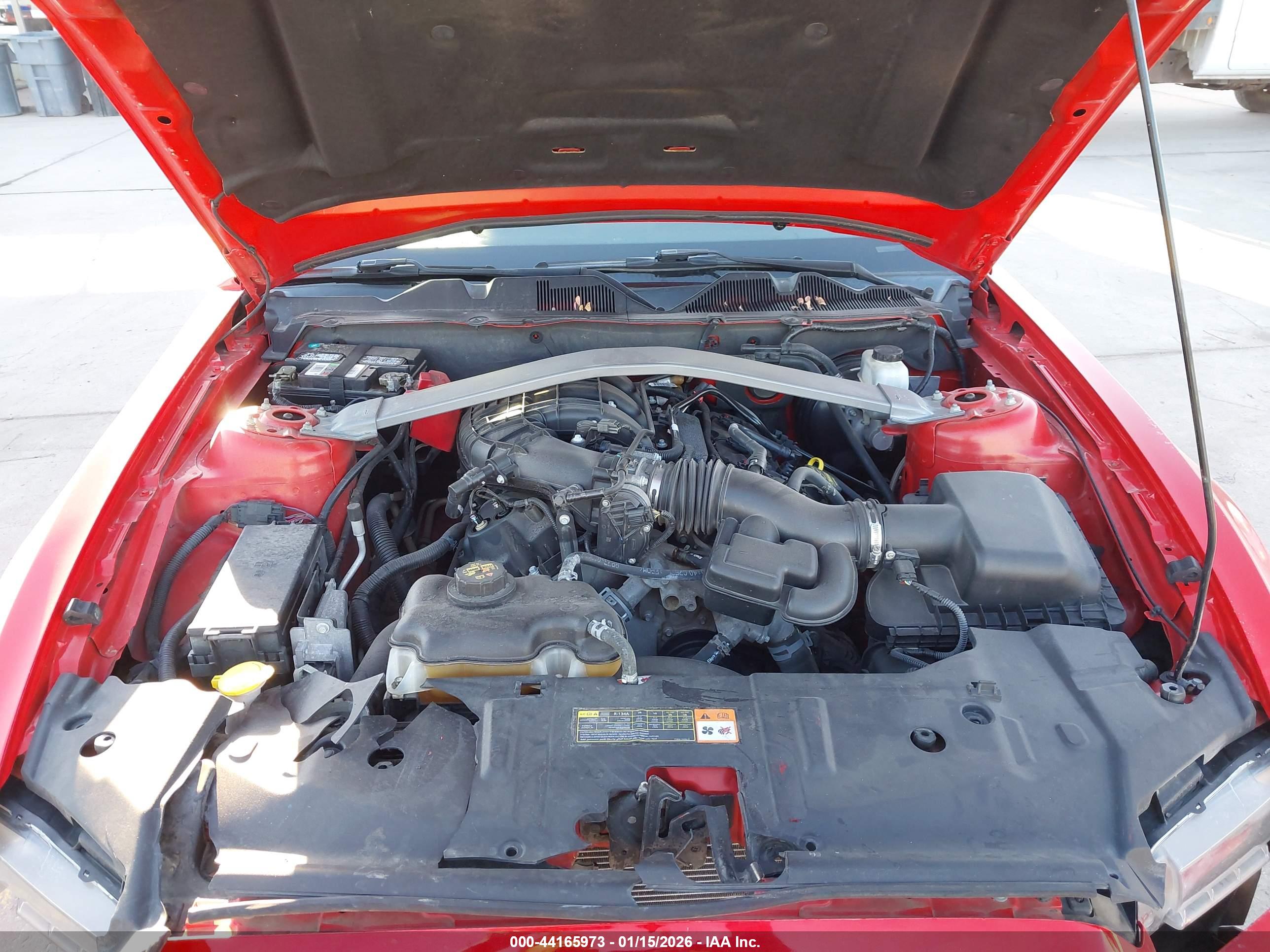 FORD MUSTANG image 10