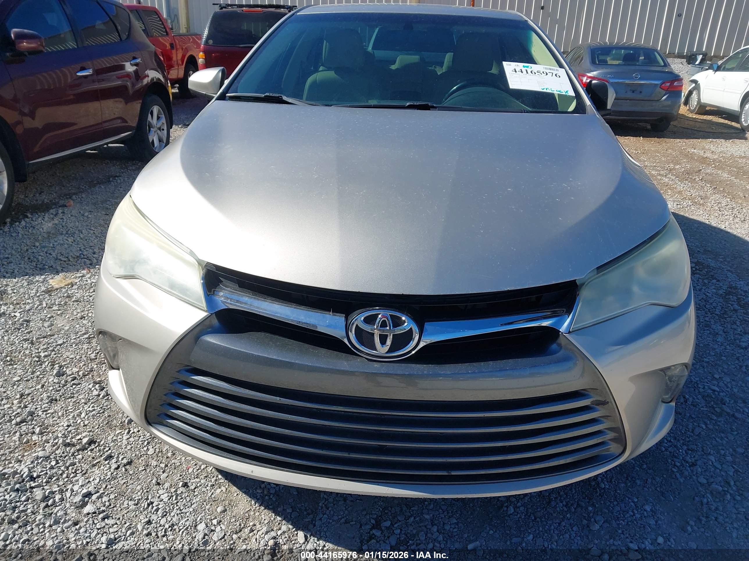TOYOTA CAMRY image 6