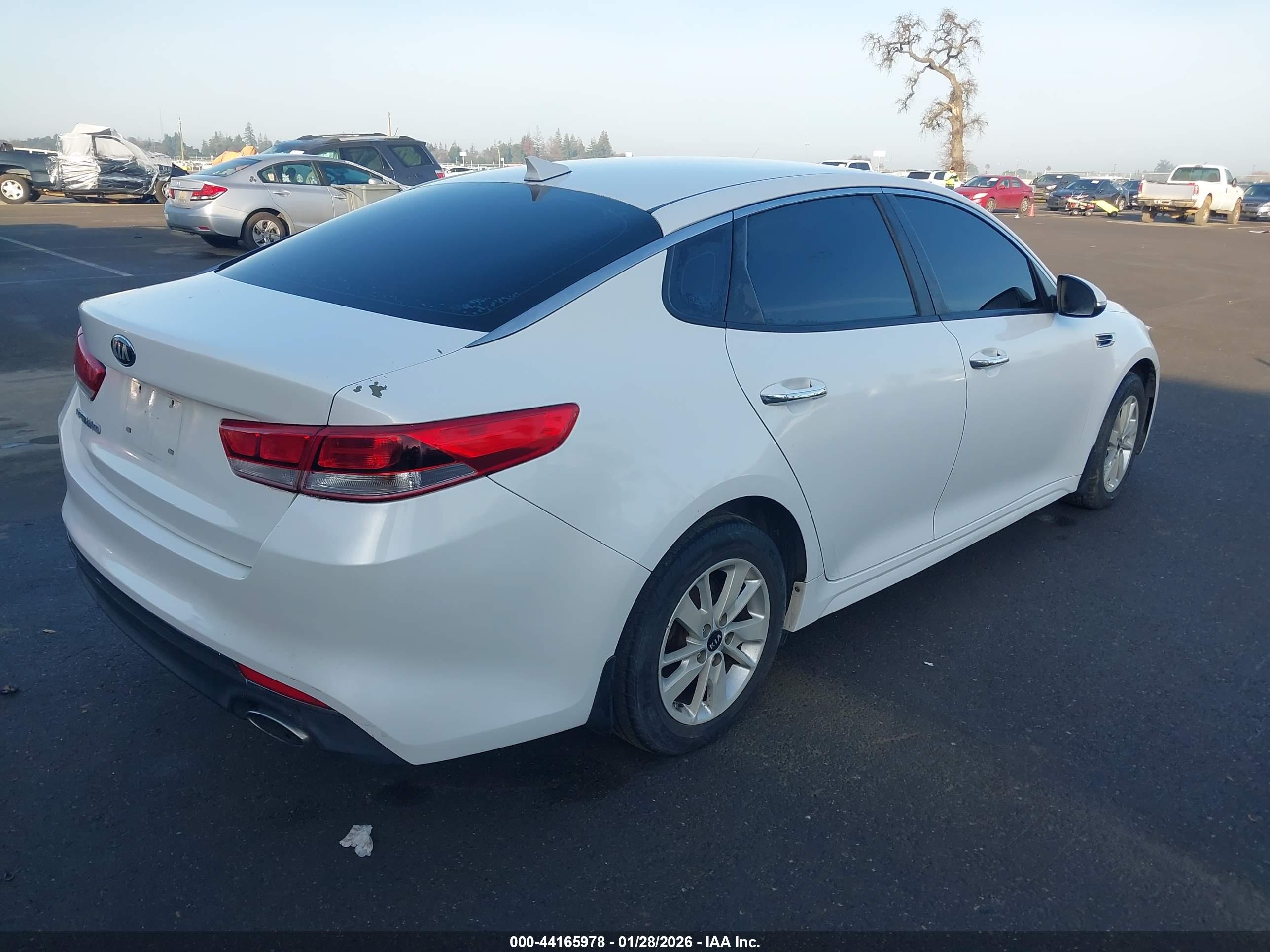 KIA OPTIMA image 4