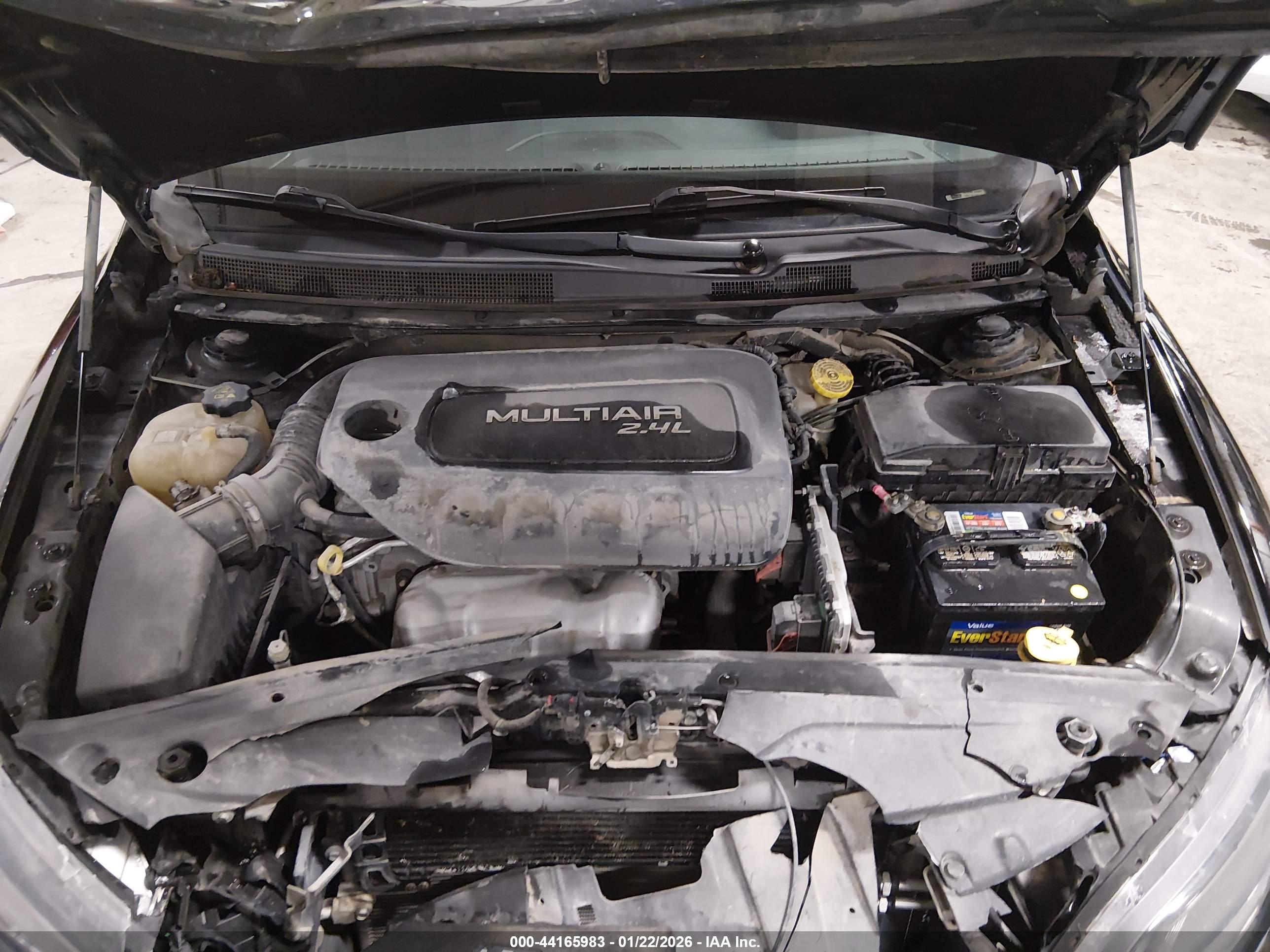 CHRYSLER 200 image 10
