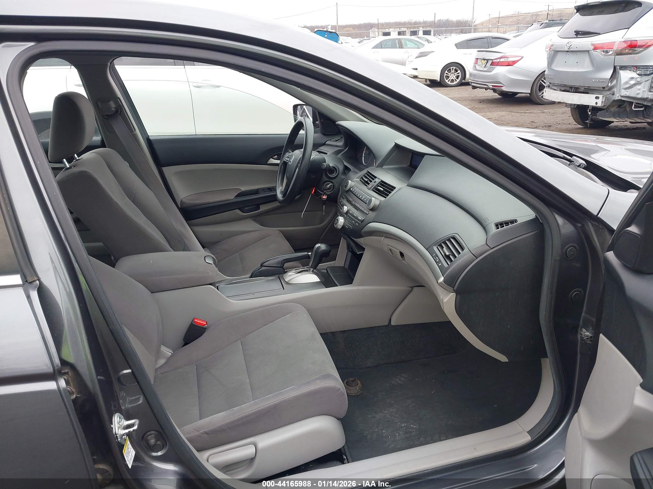 HONDA ACCORD image 5