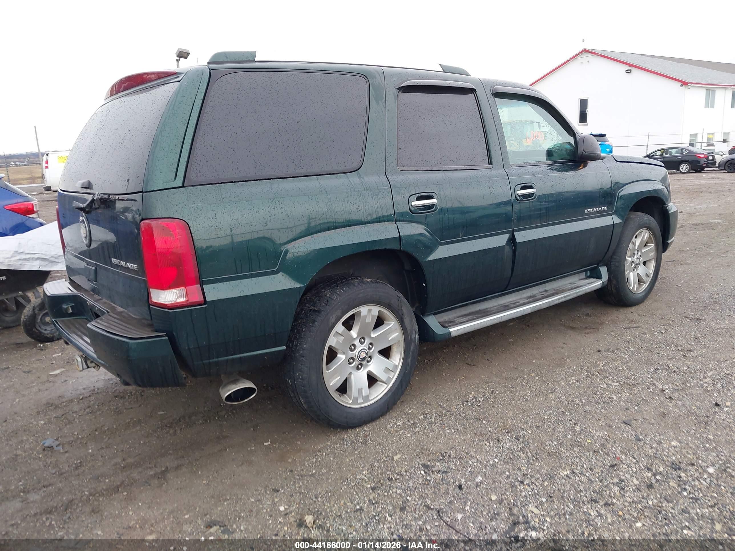 CADILLAC ESCALADE image 4