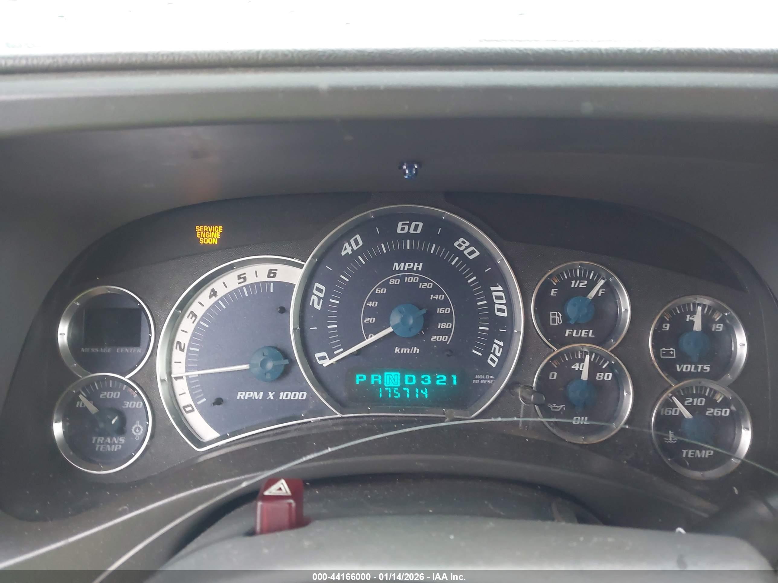 CADILLAC ESCALADE image 7