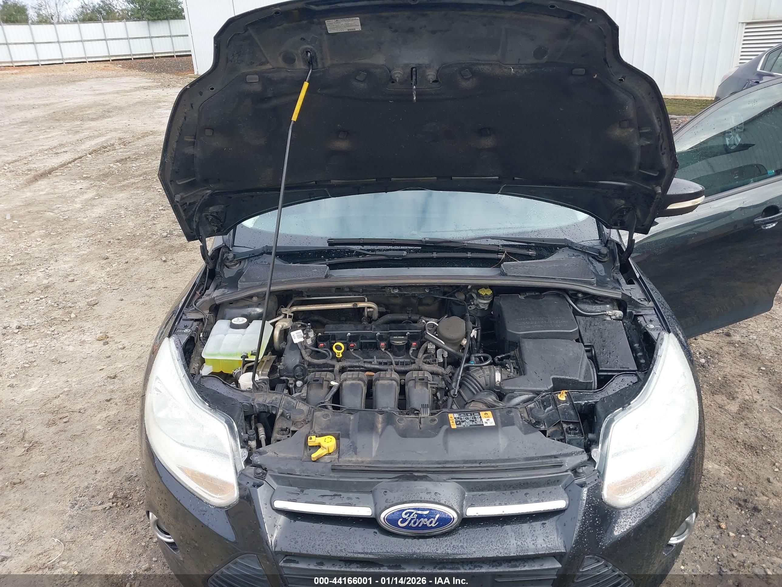 FORD FOCUS image 10
