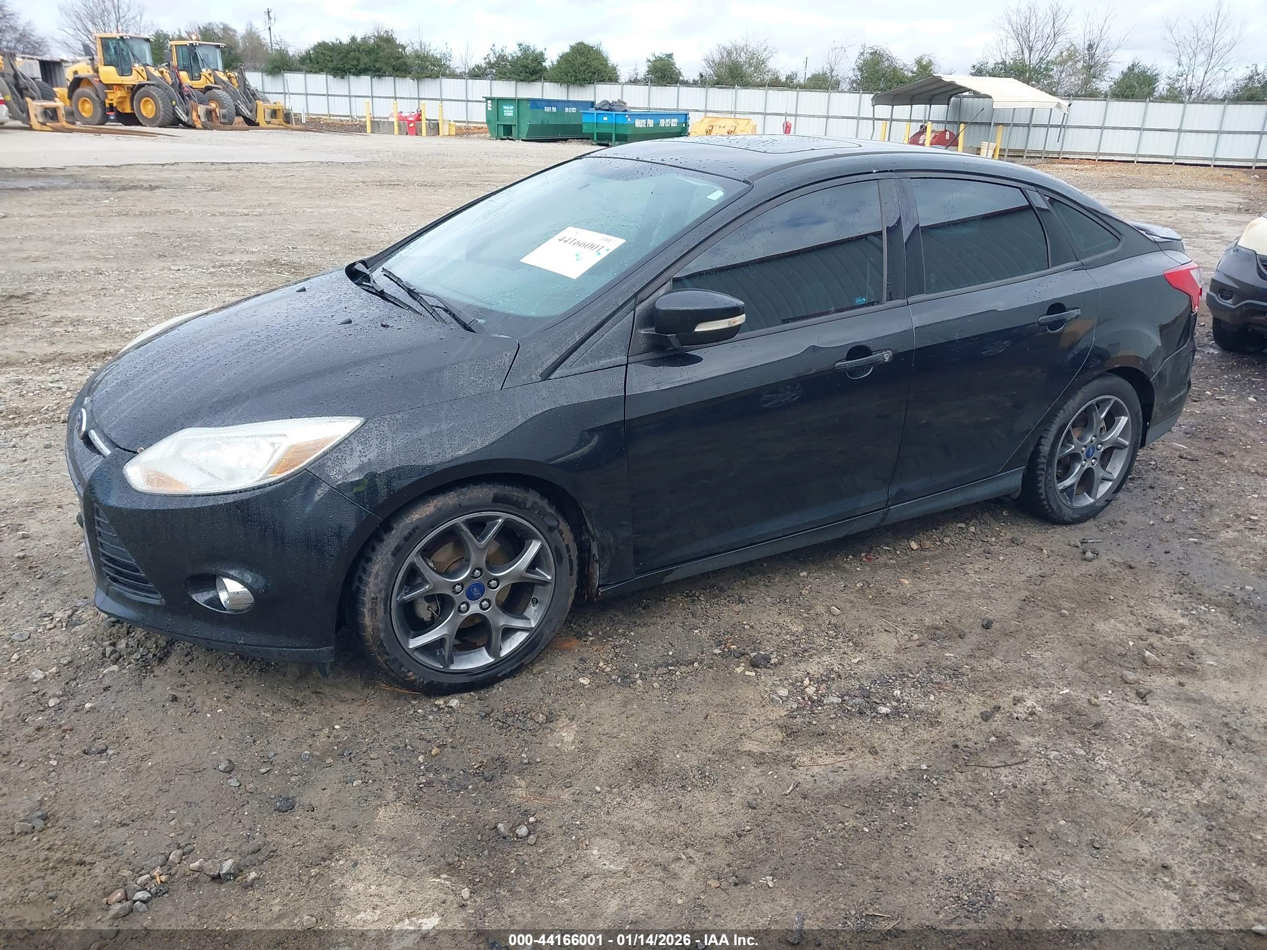 FORD FOCUS image 2