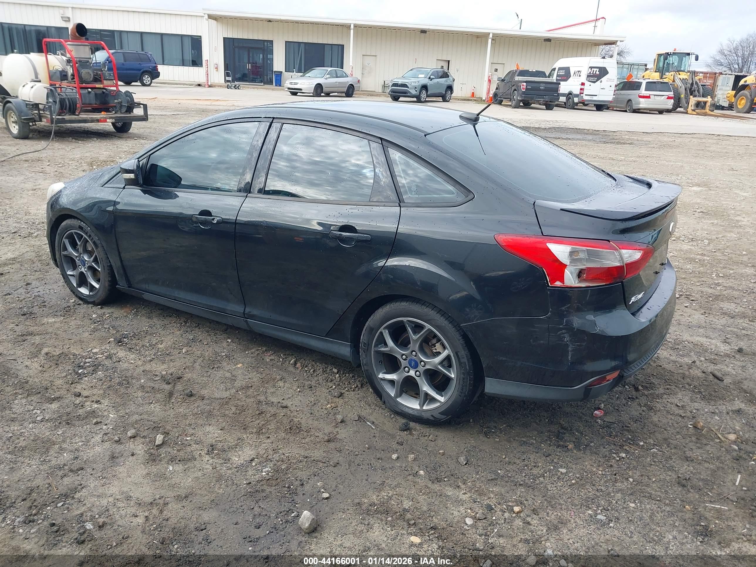 FORD FOCUS image 3