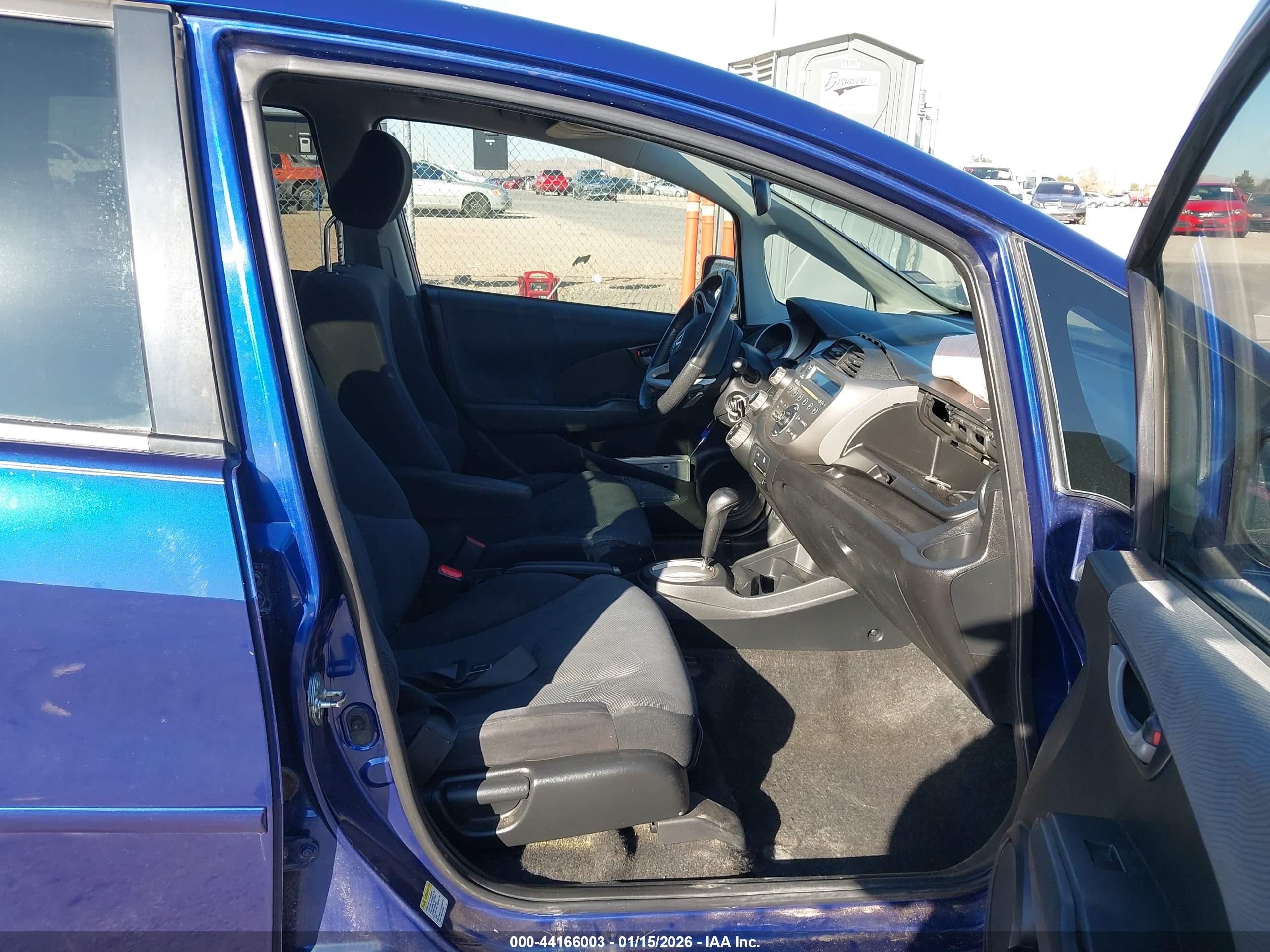 HONDA FIT image 5