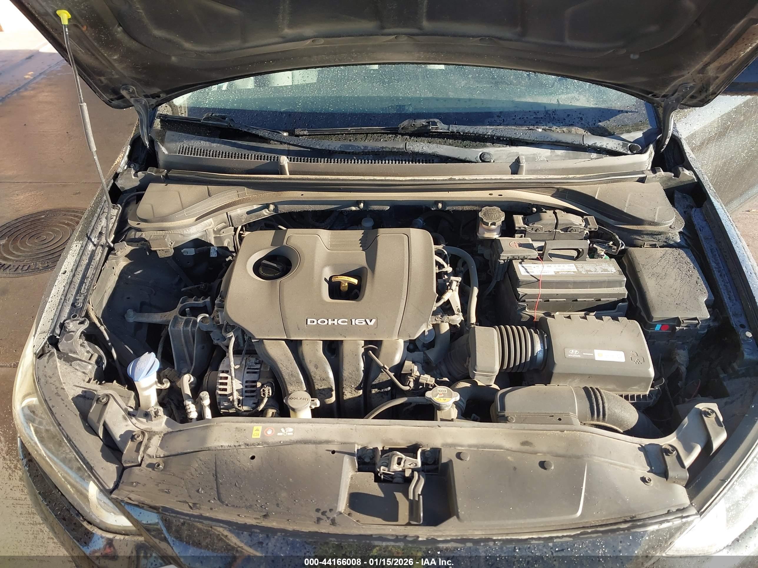HYUNDAI ELANTRA image 10