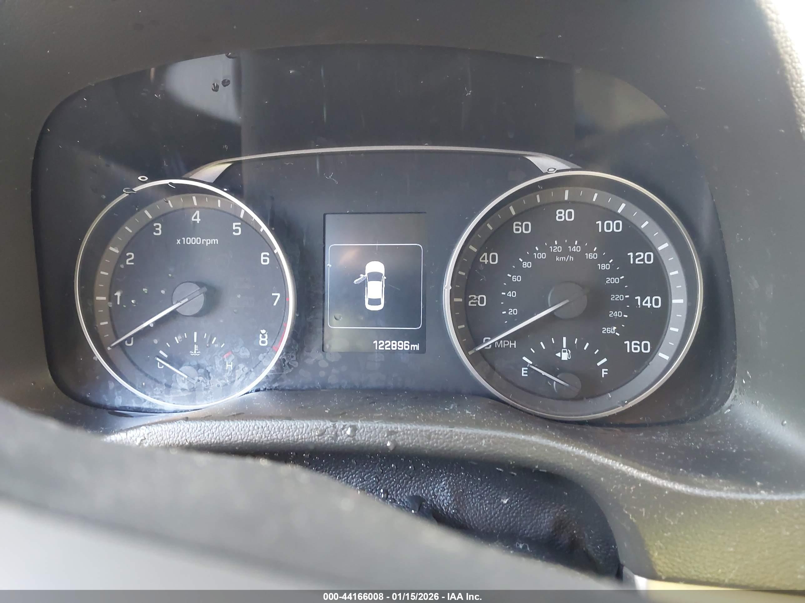 HYUNDAI ELANTRA image 7