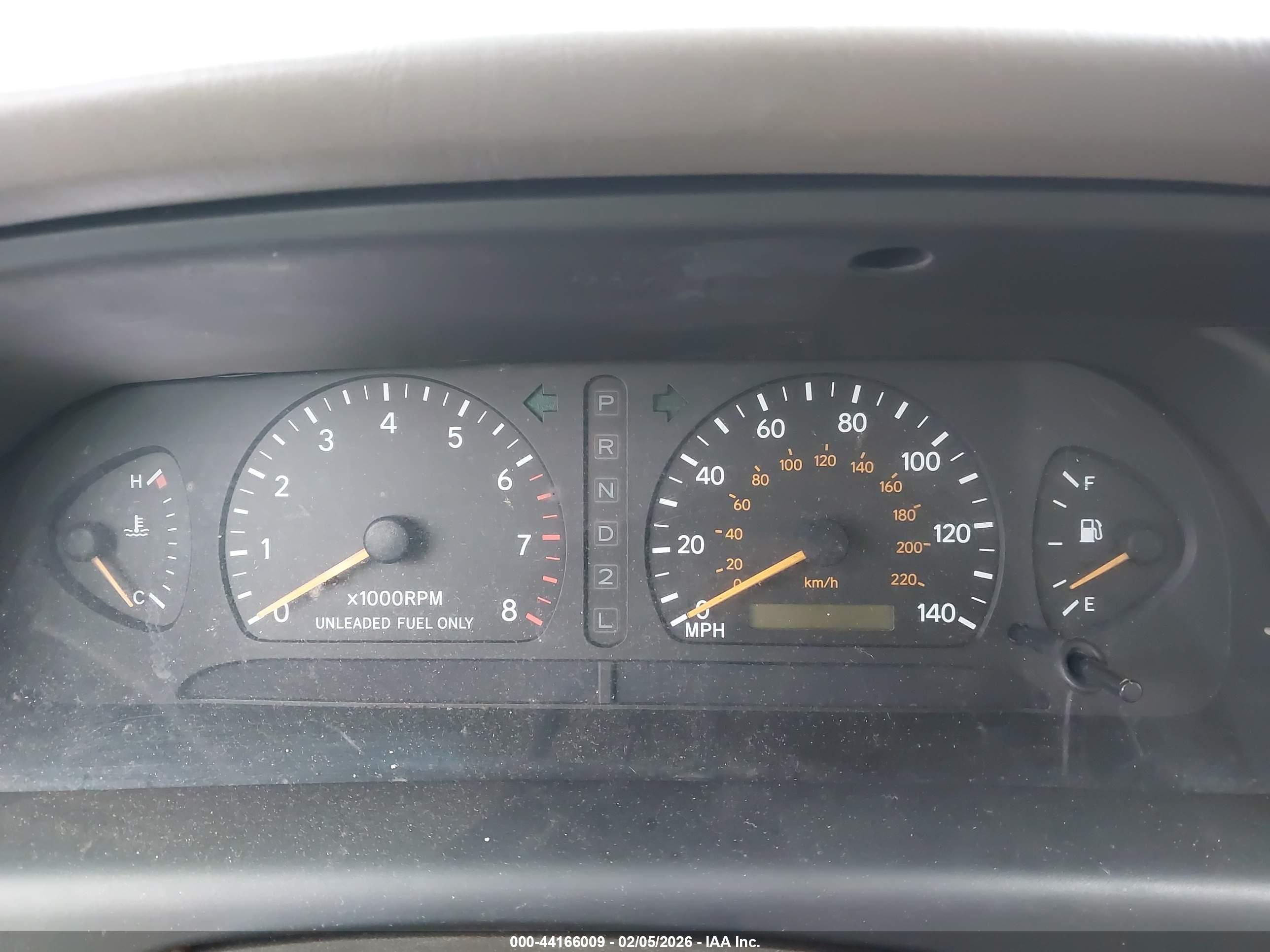 TOYOTA AVALON image 7