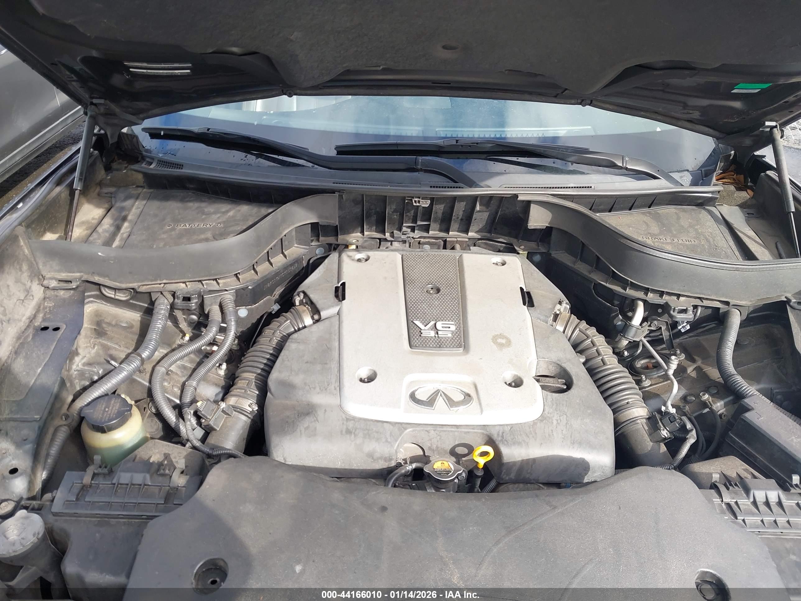 INFINITI FX35 image 10