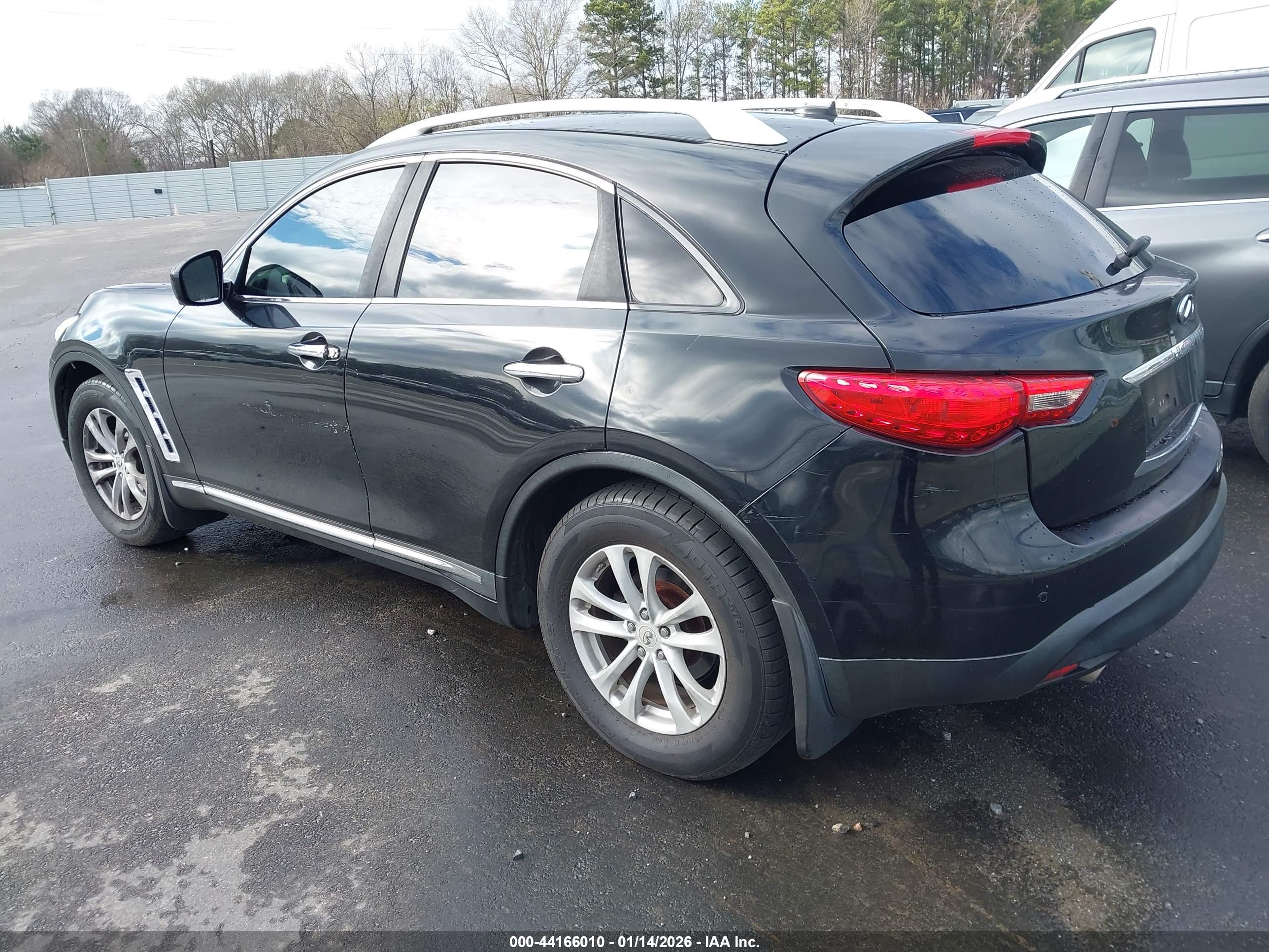 INFINITI FX35 image 3