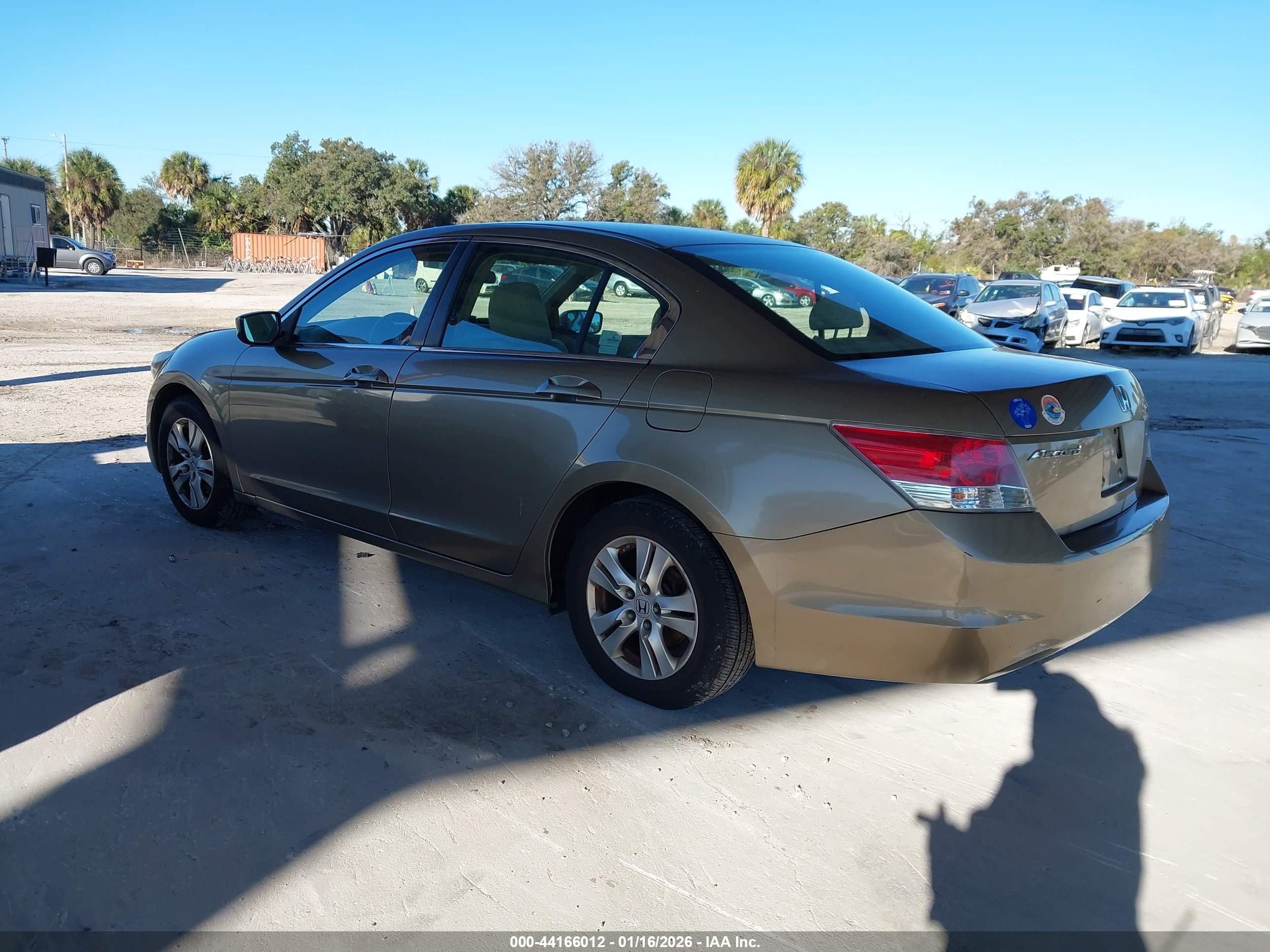 HONDA ACCORD image 3