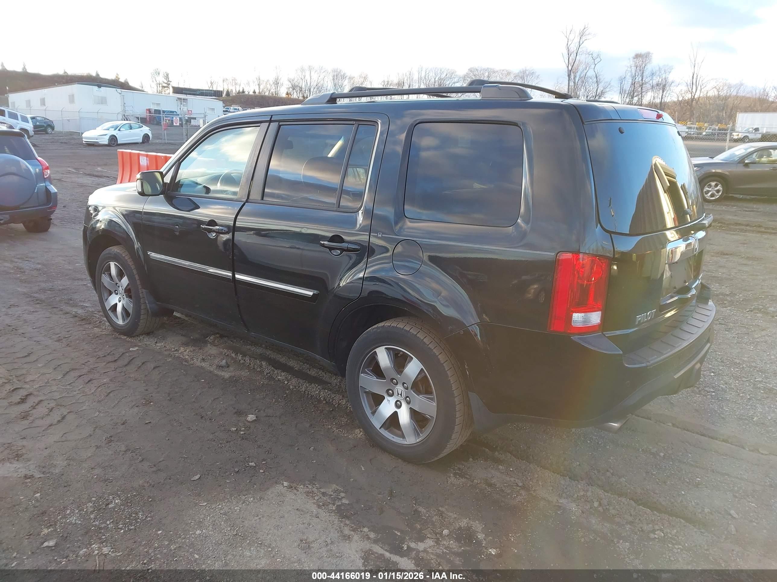 HONDA PILOT image 3