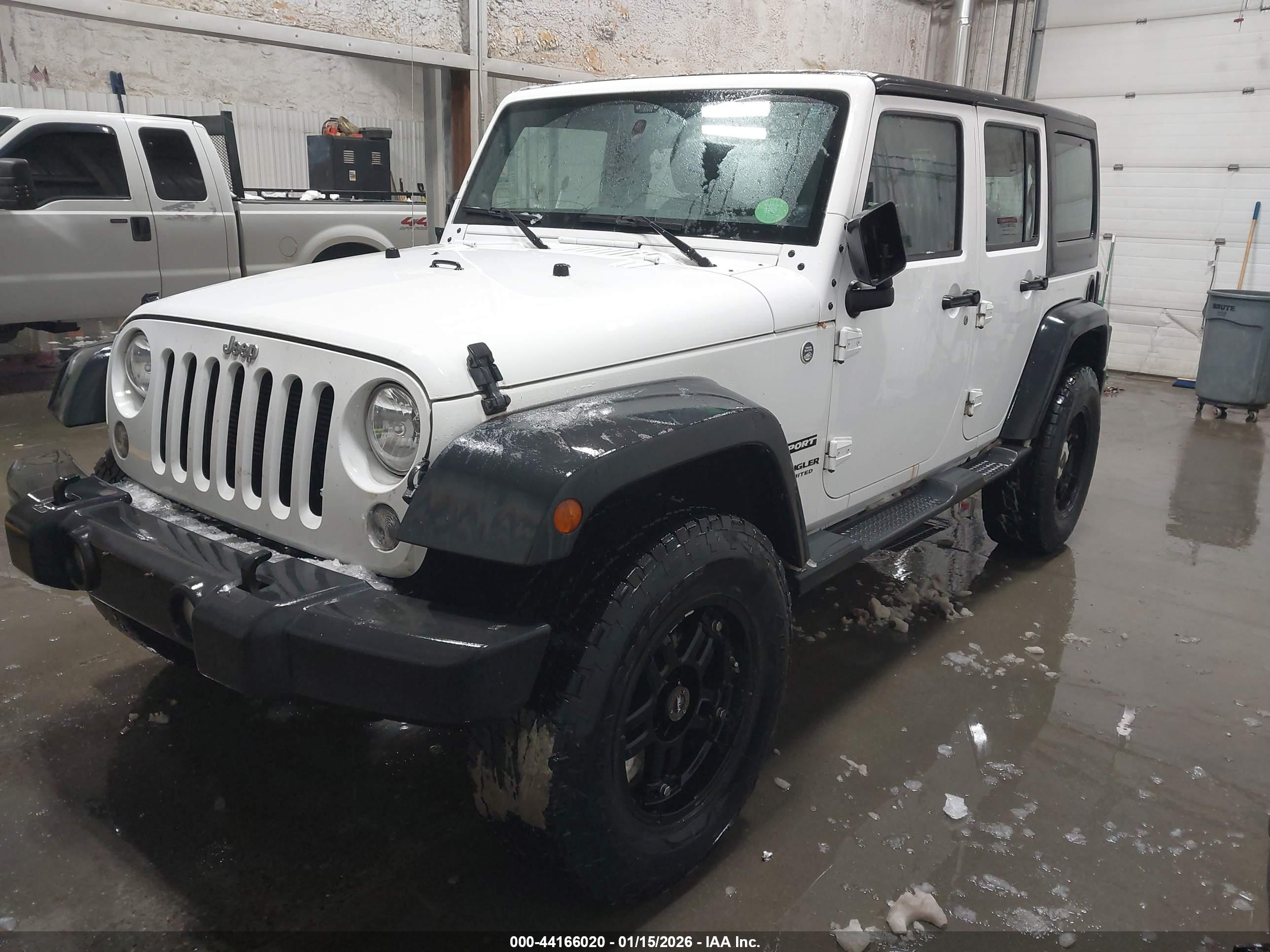 JEEP WRANGLER image 2