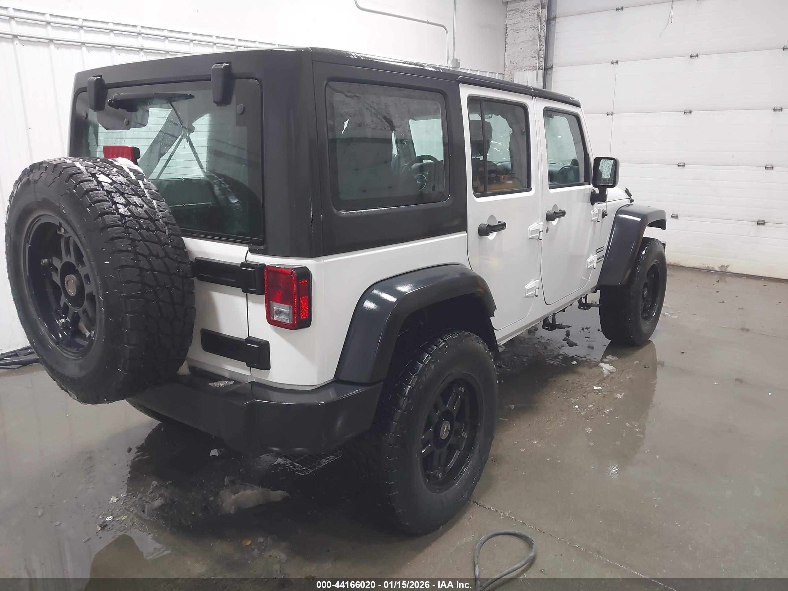 JEEP WRANGLER image 4