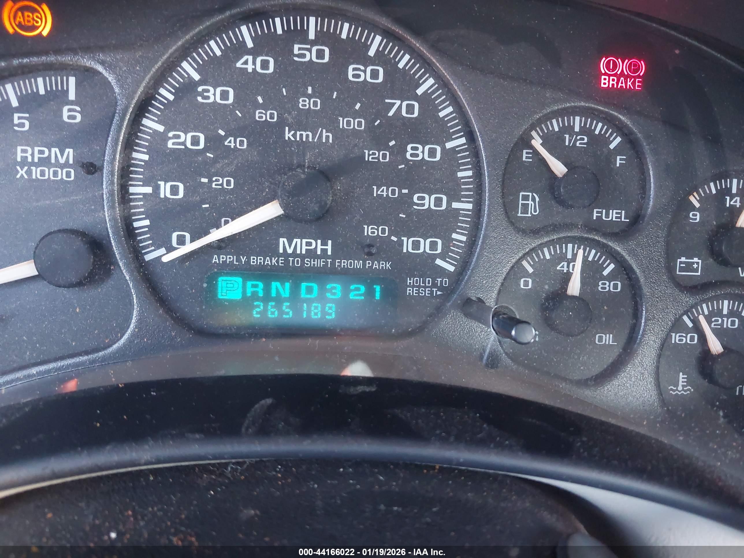 CHEVROLET SILVERADO image 7