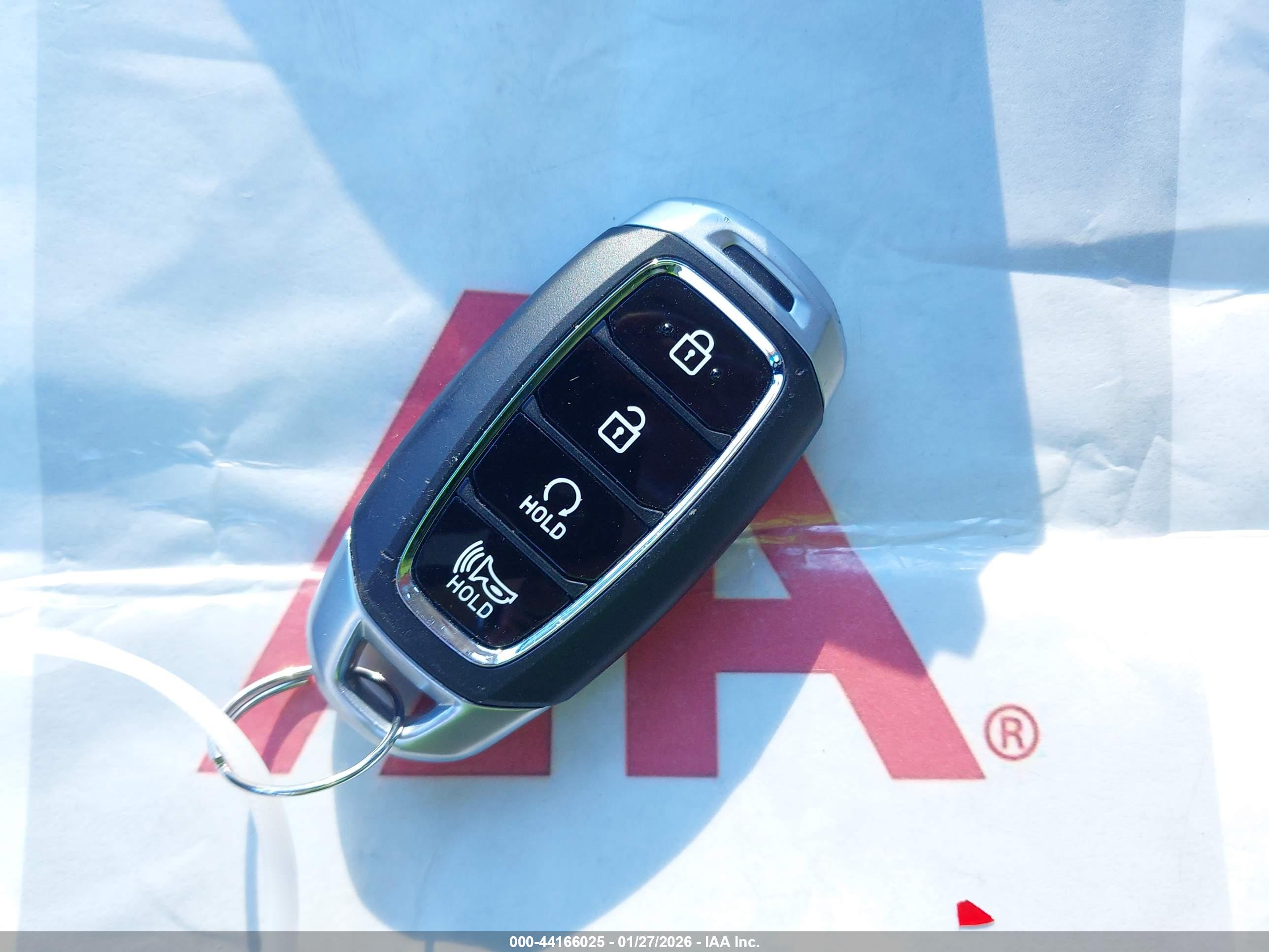 HYUNDAI VENUE image 11