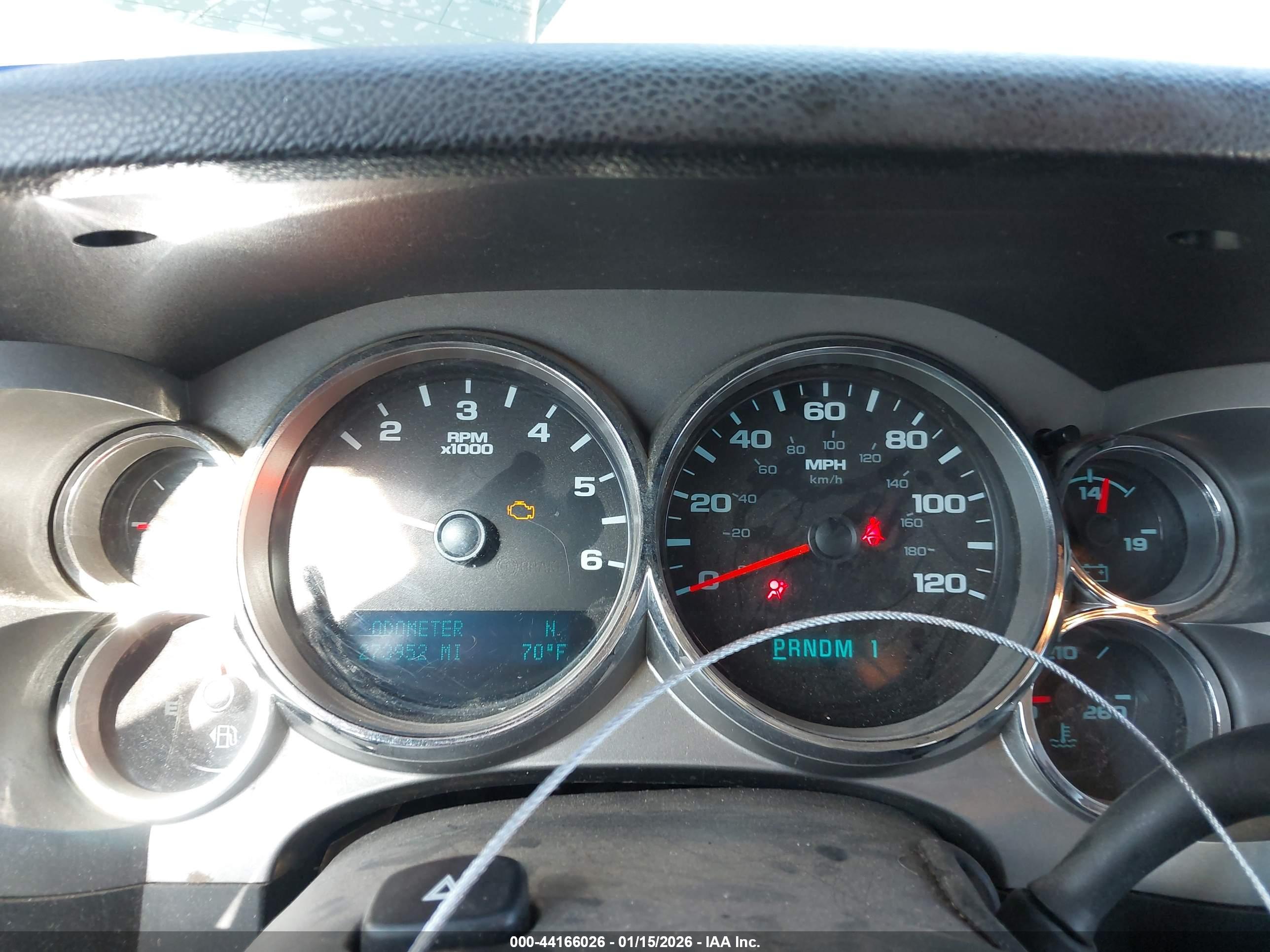 CHEVROLET SILVERADO image 7