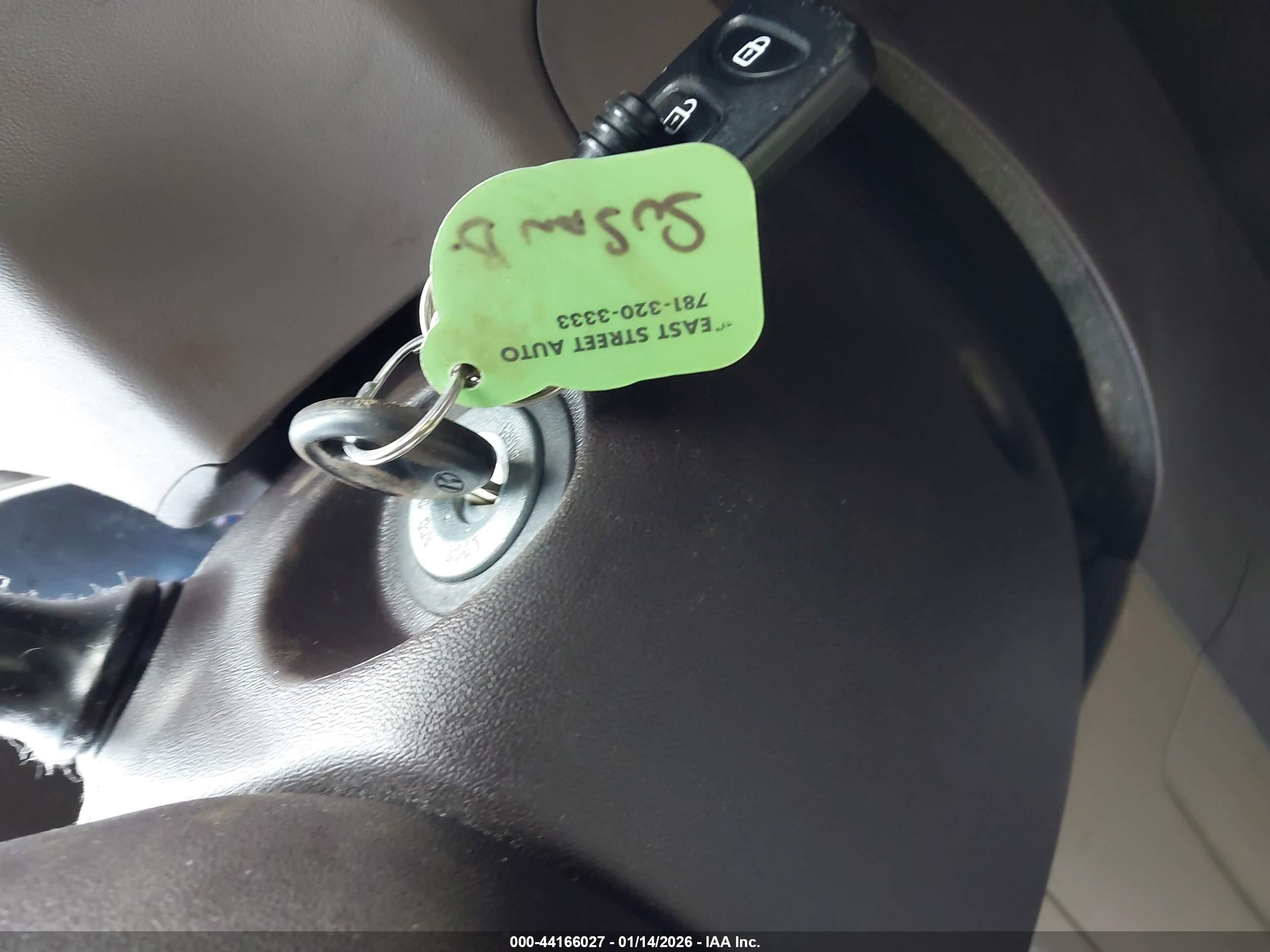 HYUNDAI TUCSON image 11