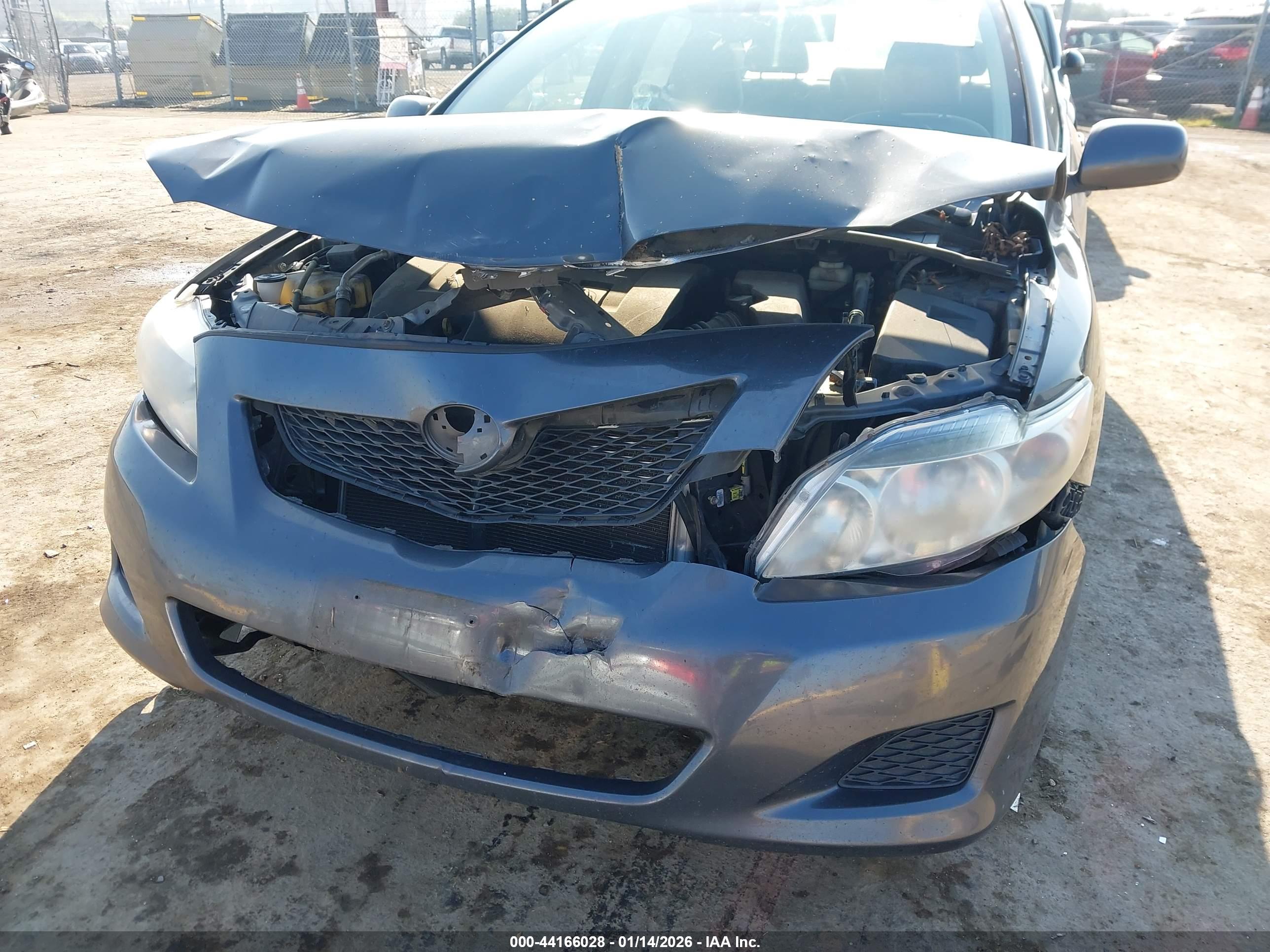 TOYOTA COROLLA image 6