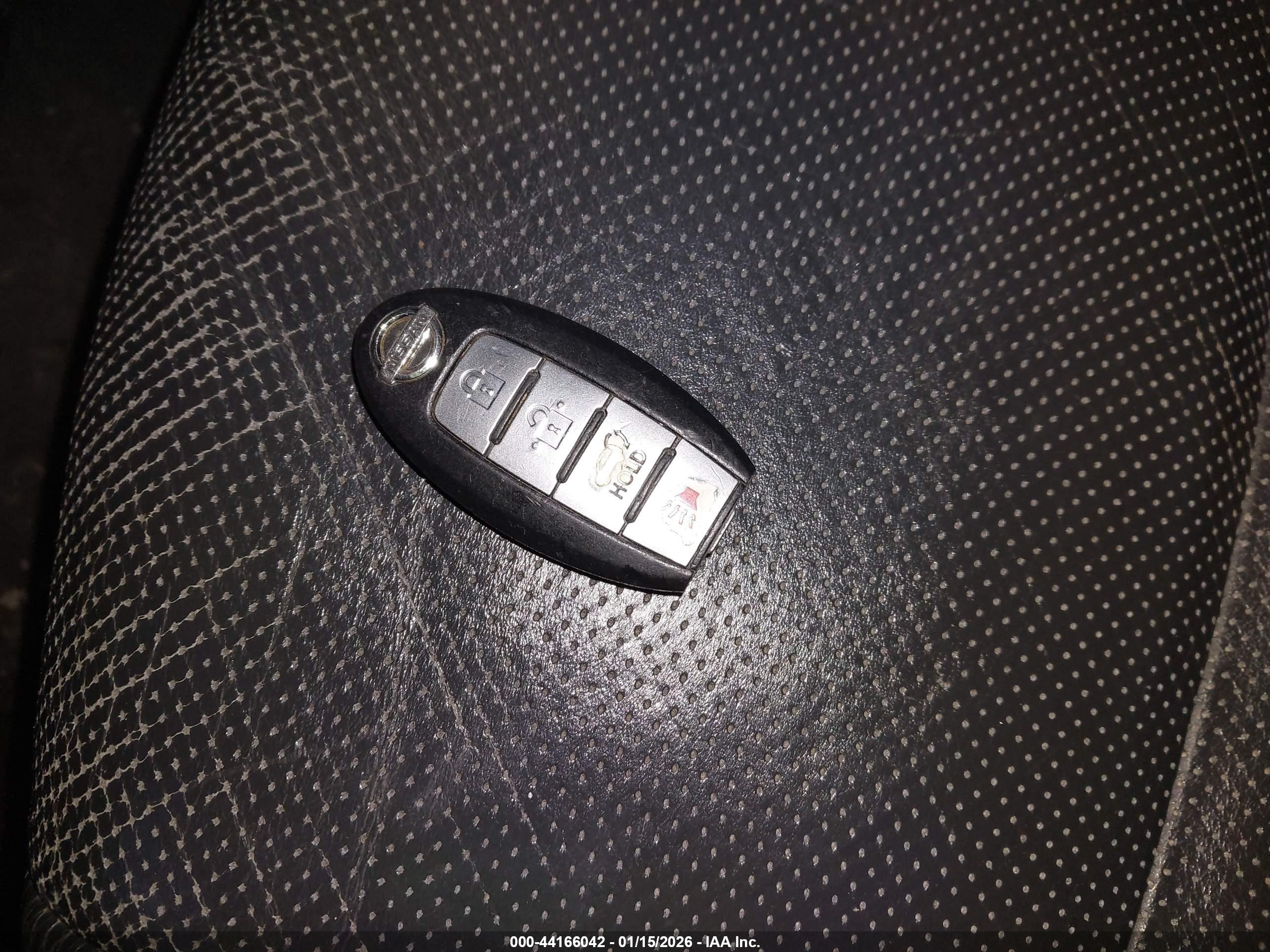 NISSAN ROGUE image 11