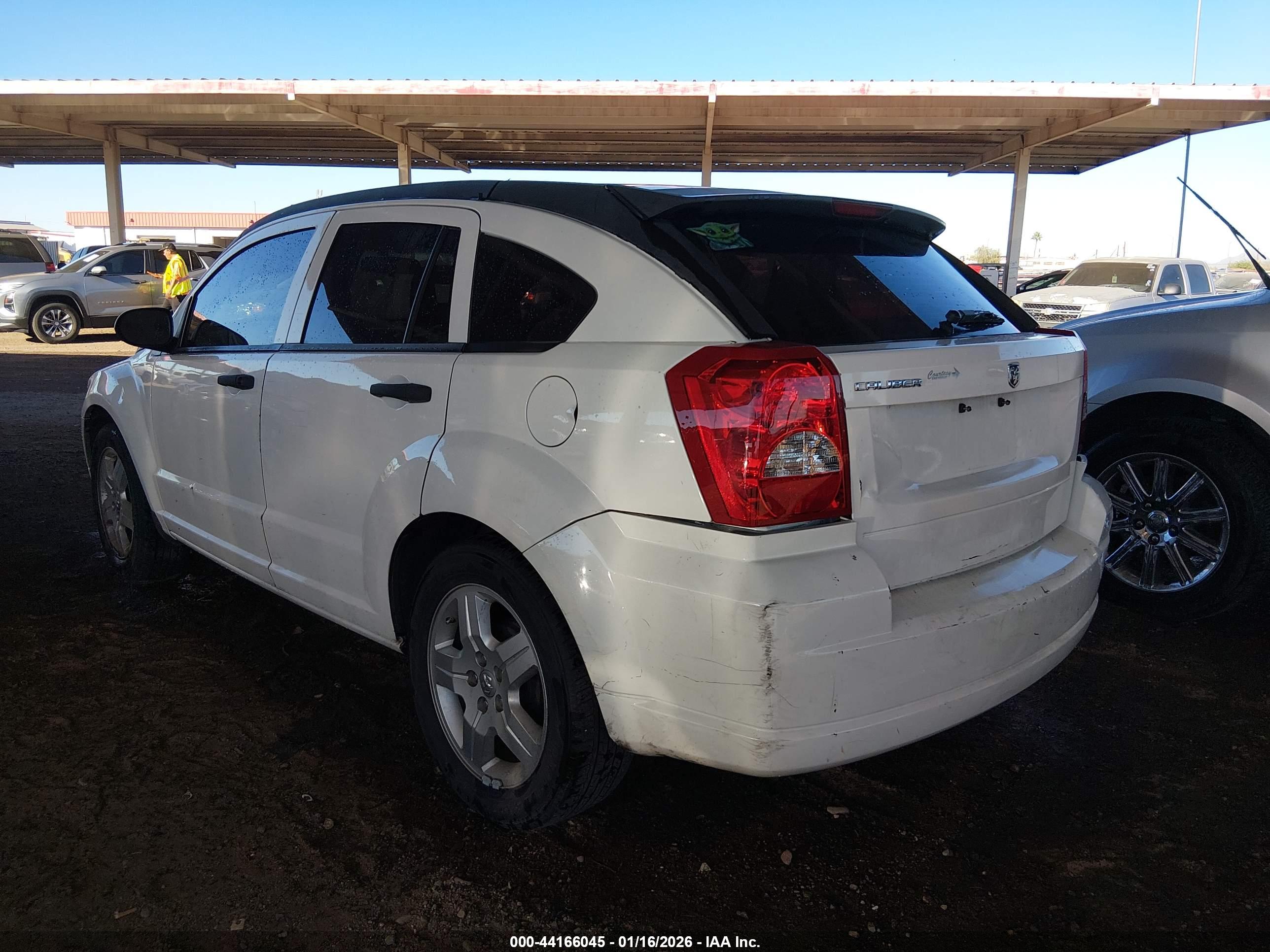 DODGE CALIBER image 3