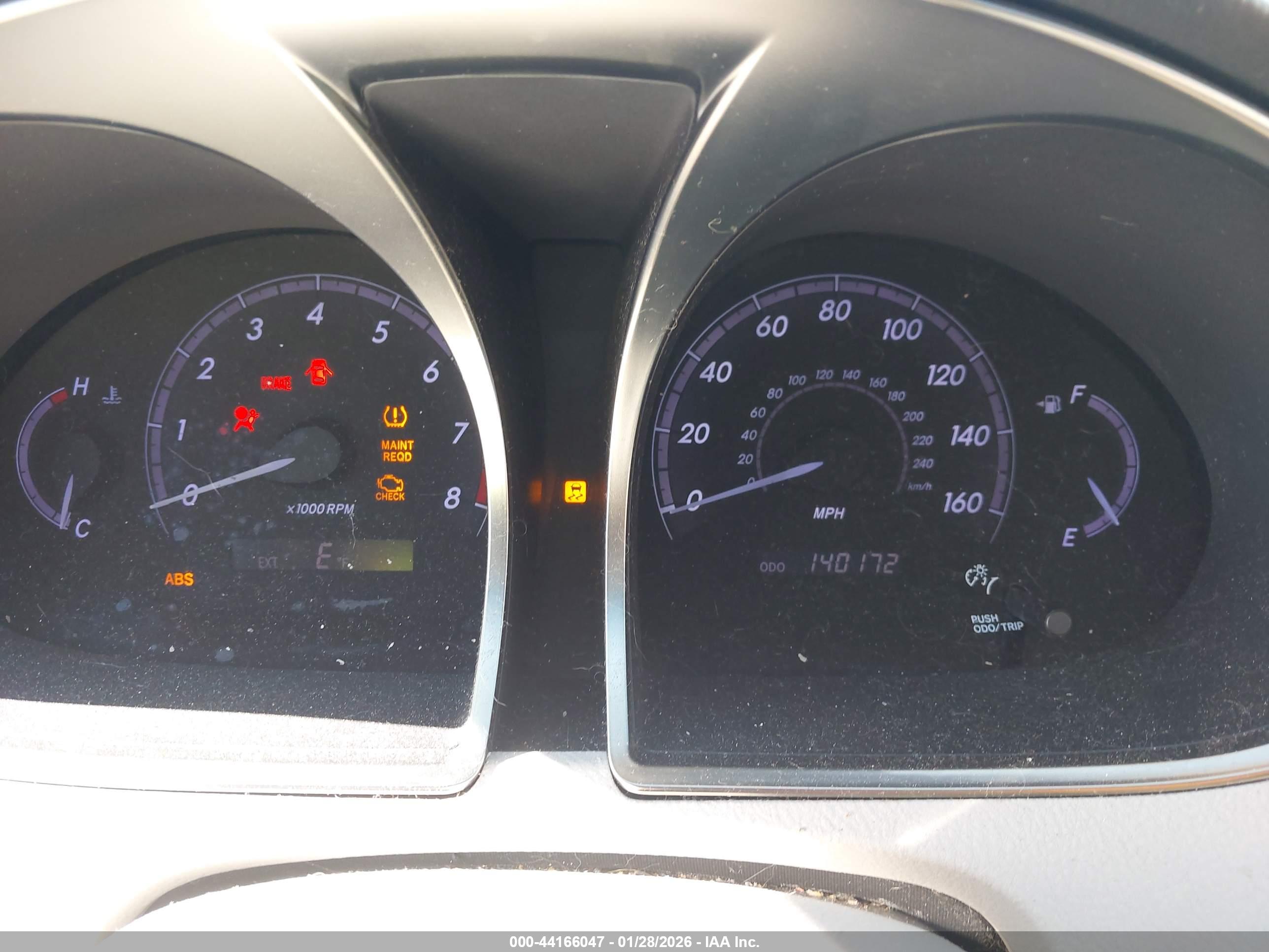 TOYOTA AVALON image 7