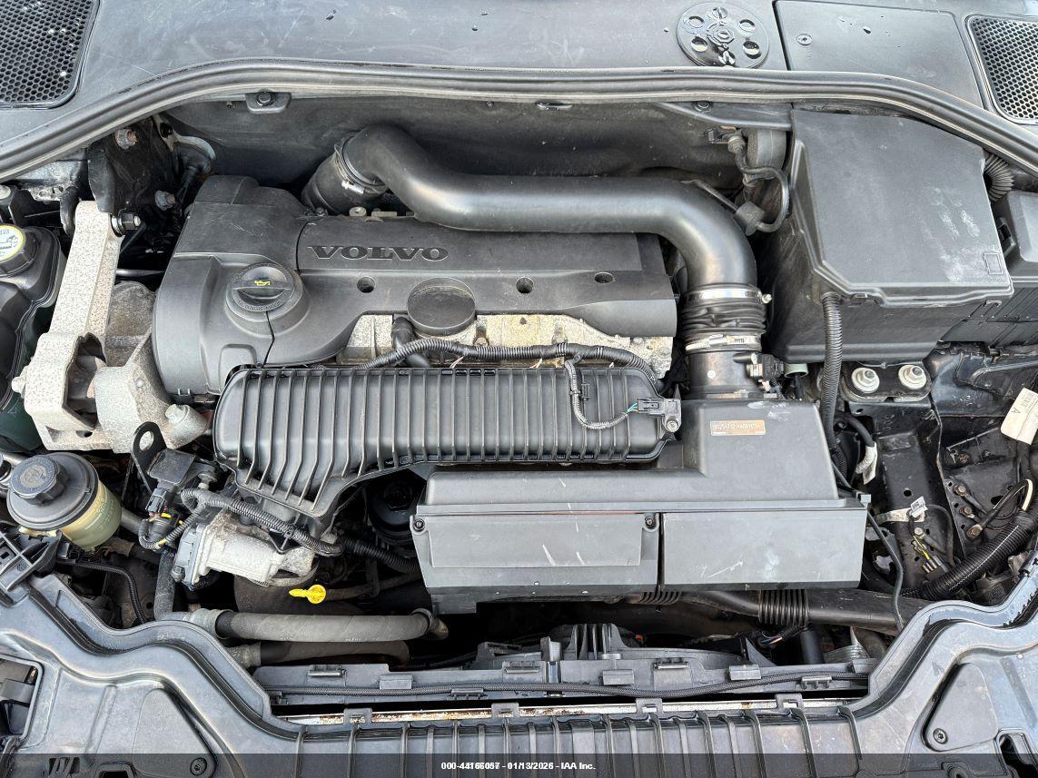 VOLVO V60 image 10