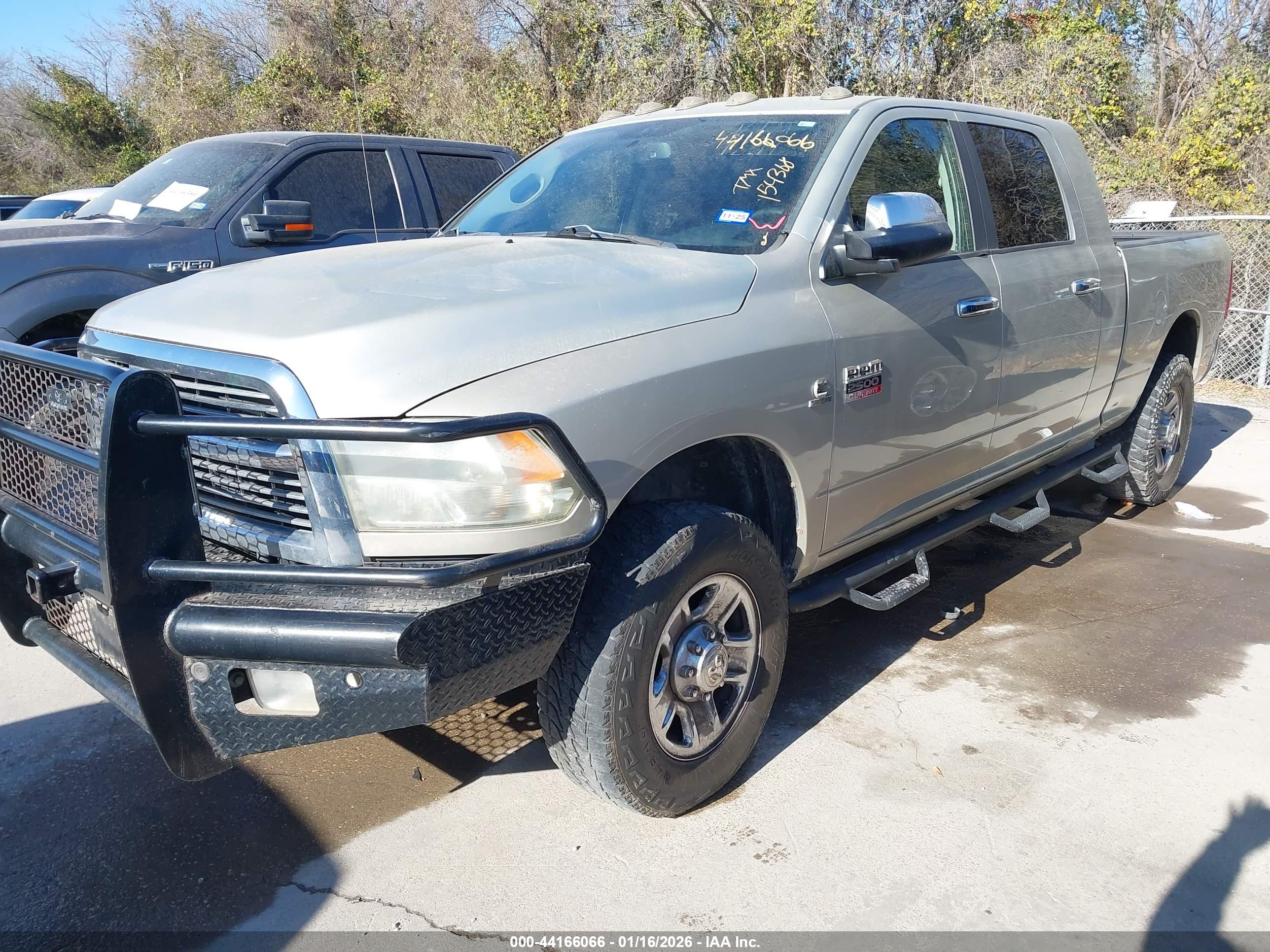 DODGE RAM image 2