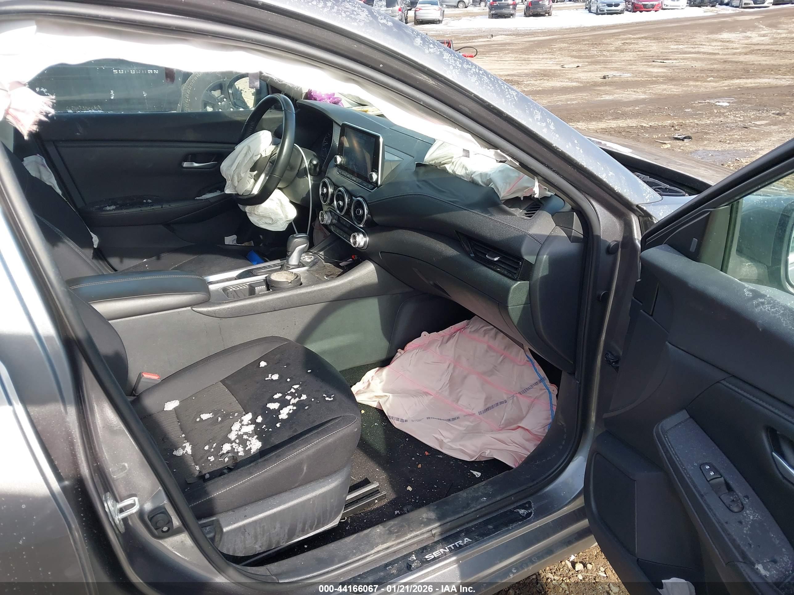 NISSAN SENTRA image 5