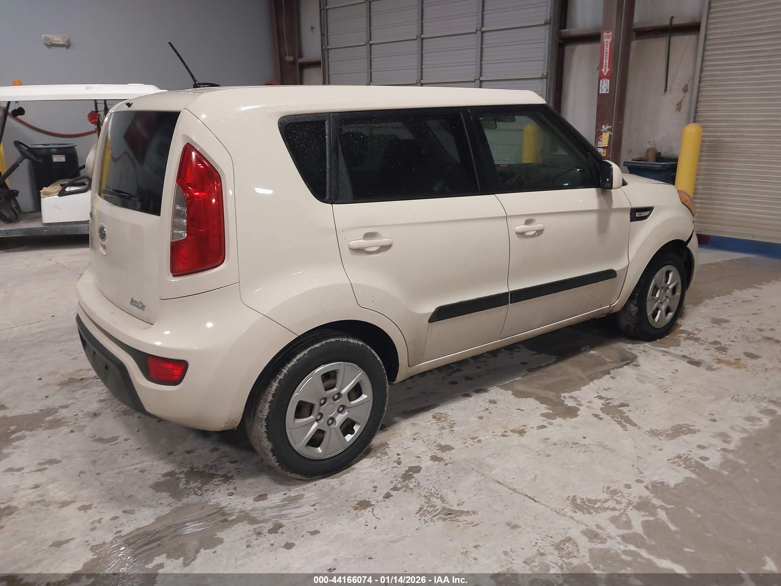 KIA SOUL image 4