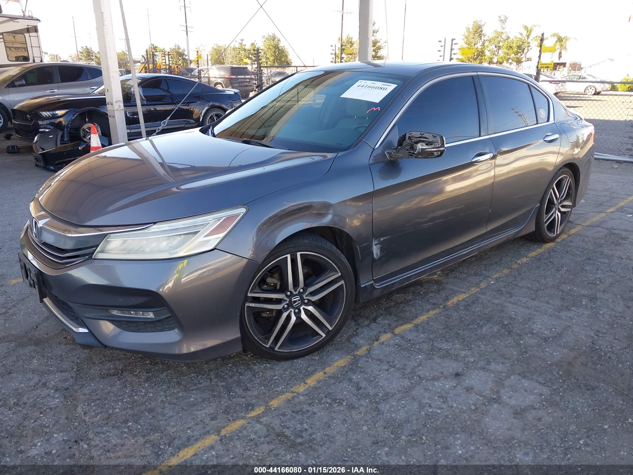 HONDA ACCORD image 2