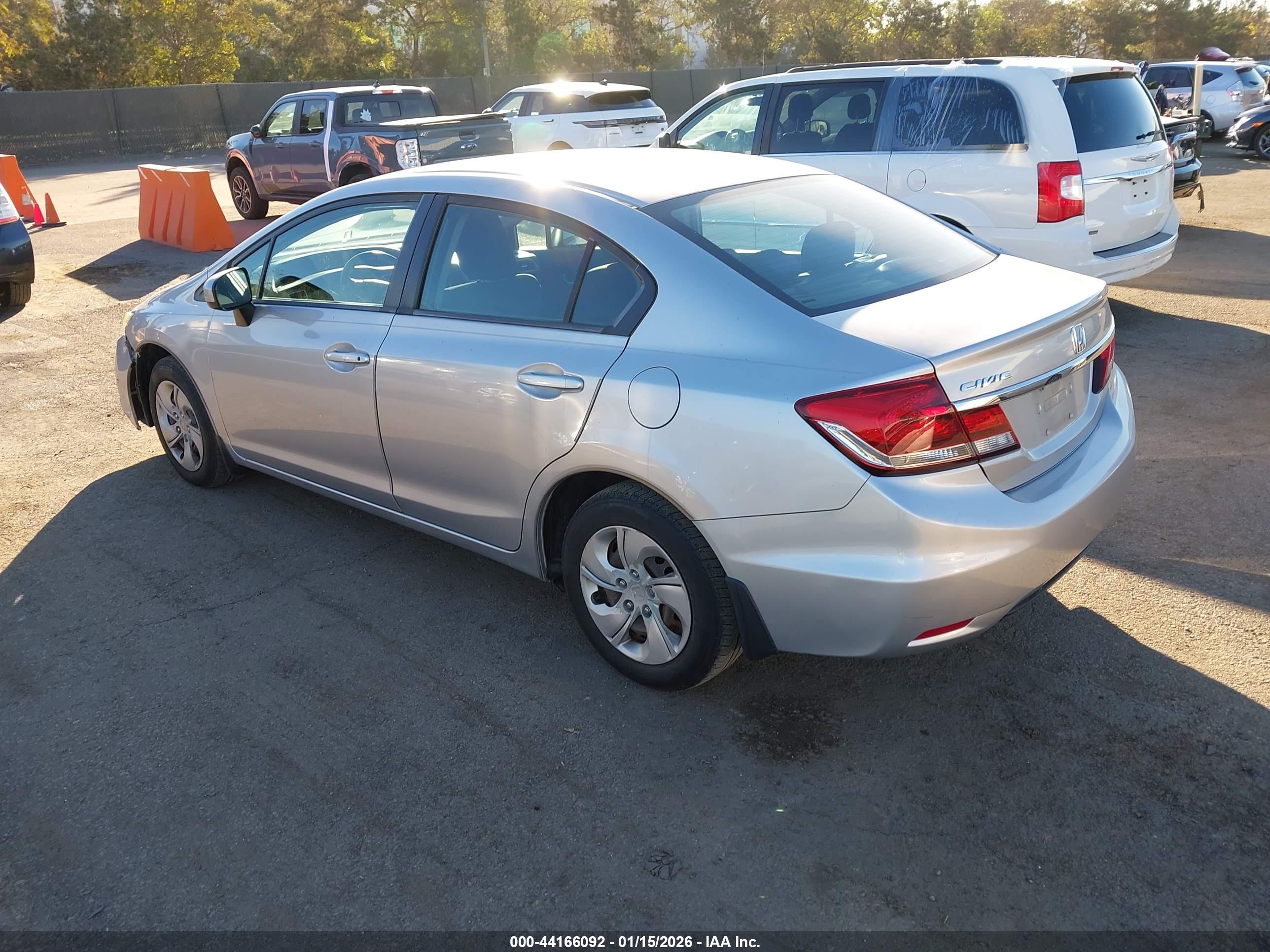 HONDA CIVIC image 3