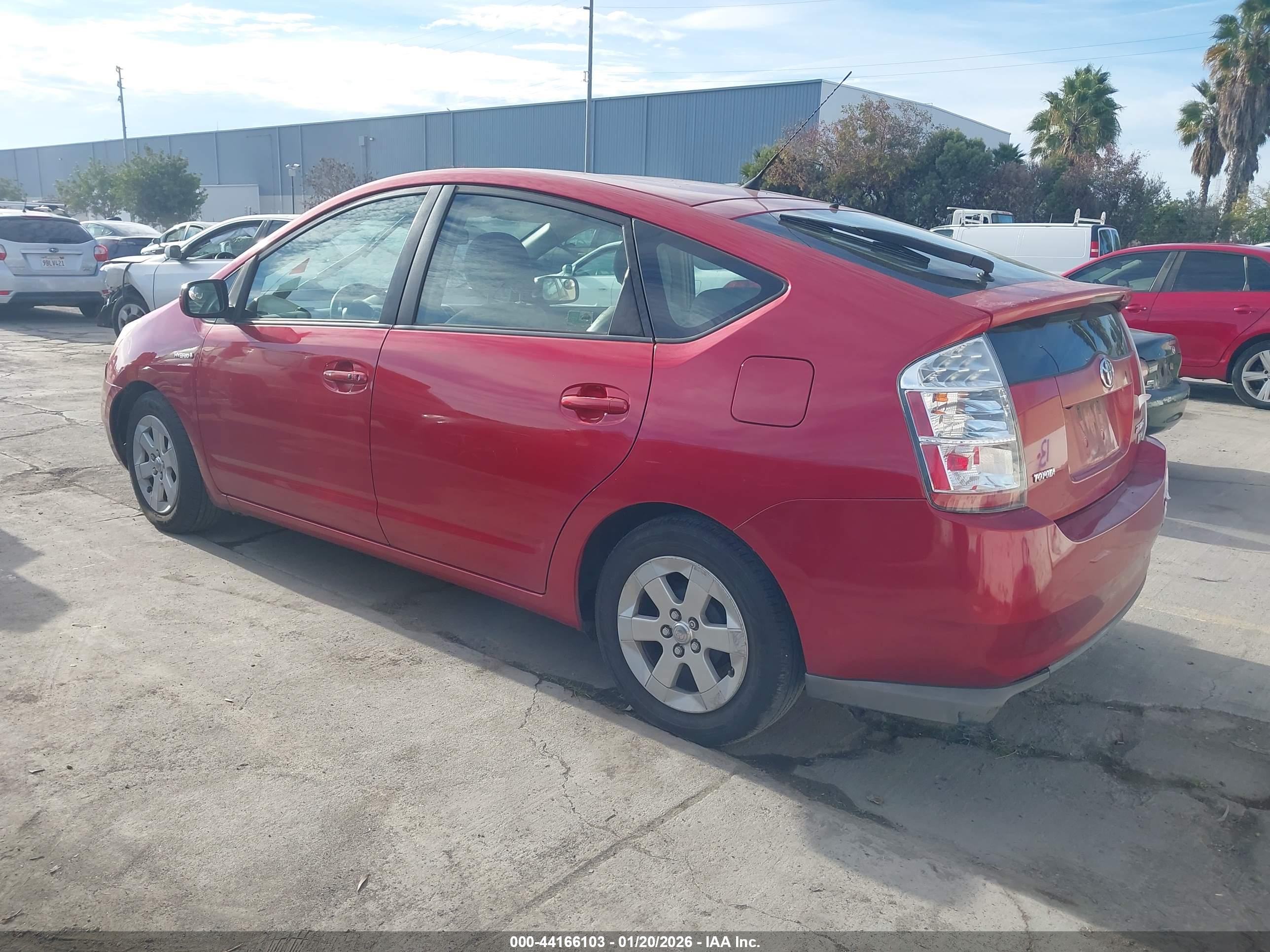 TOYOTA PRIUS image 3