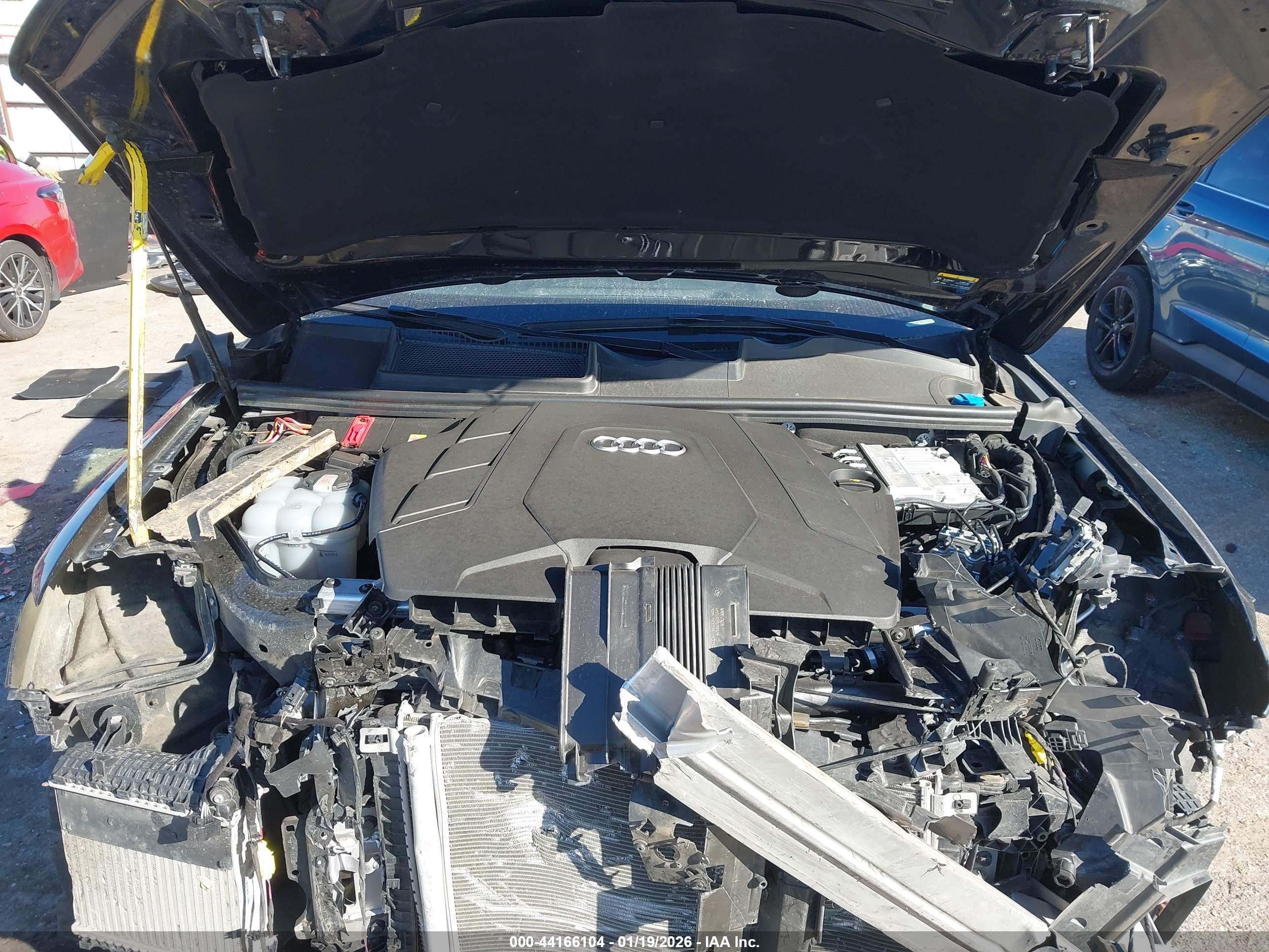 AUDI Q7 image 10