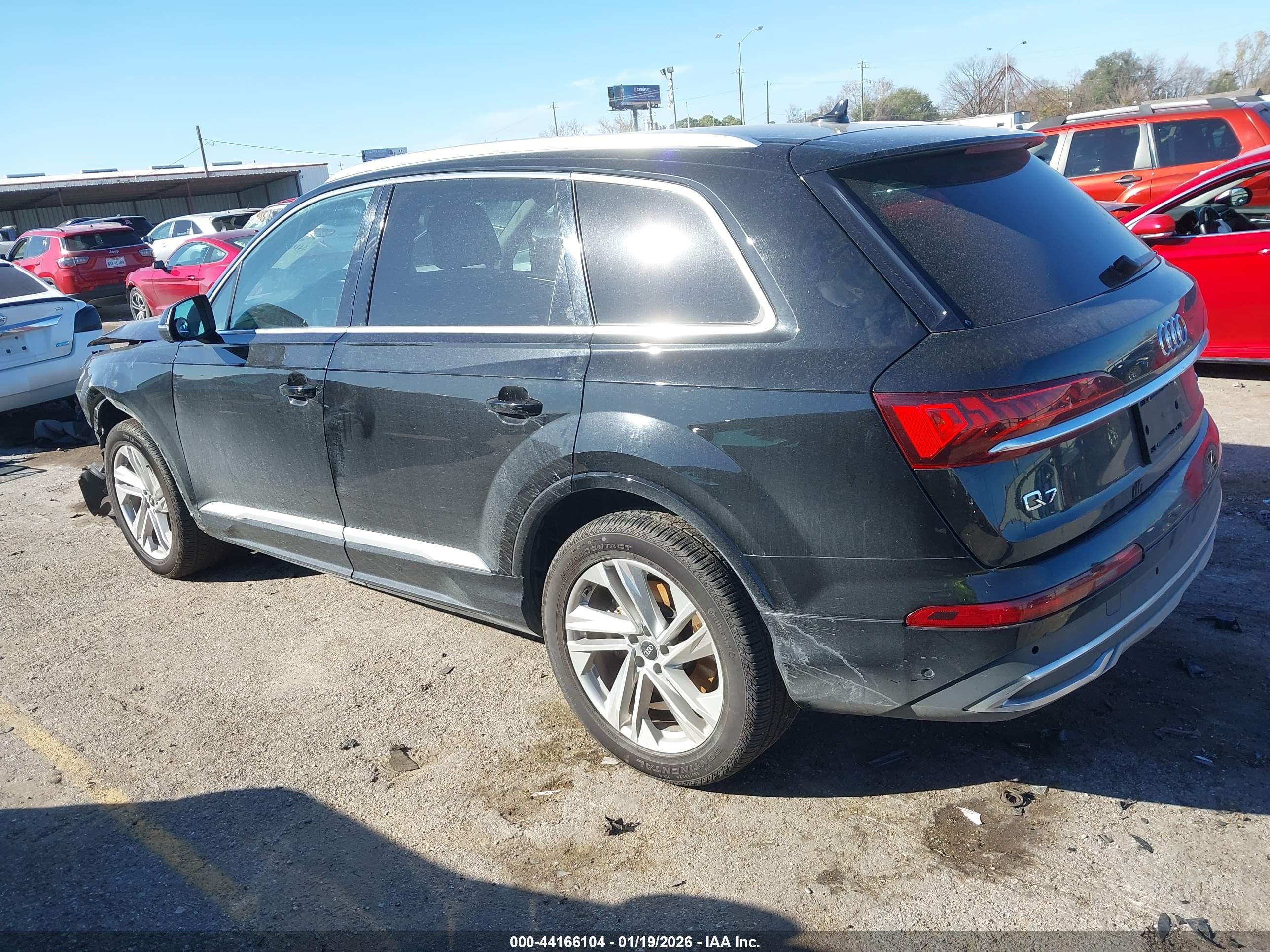 AUDI Q7 image 3