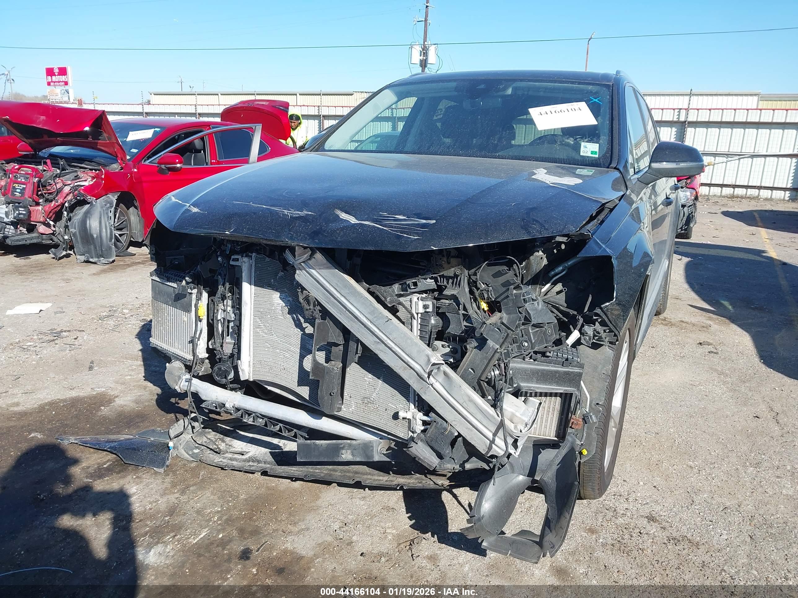AUDI Q7 image 6