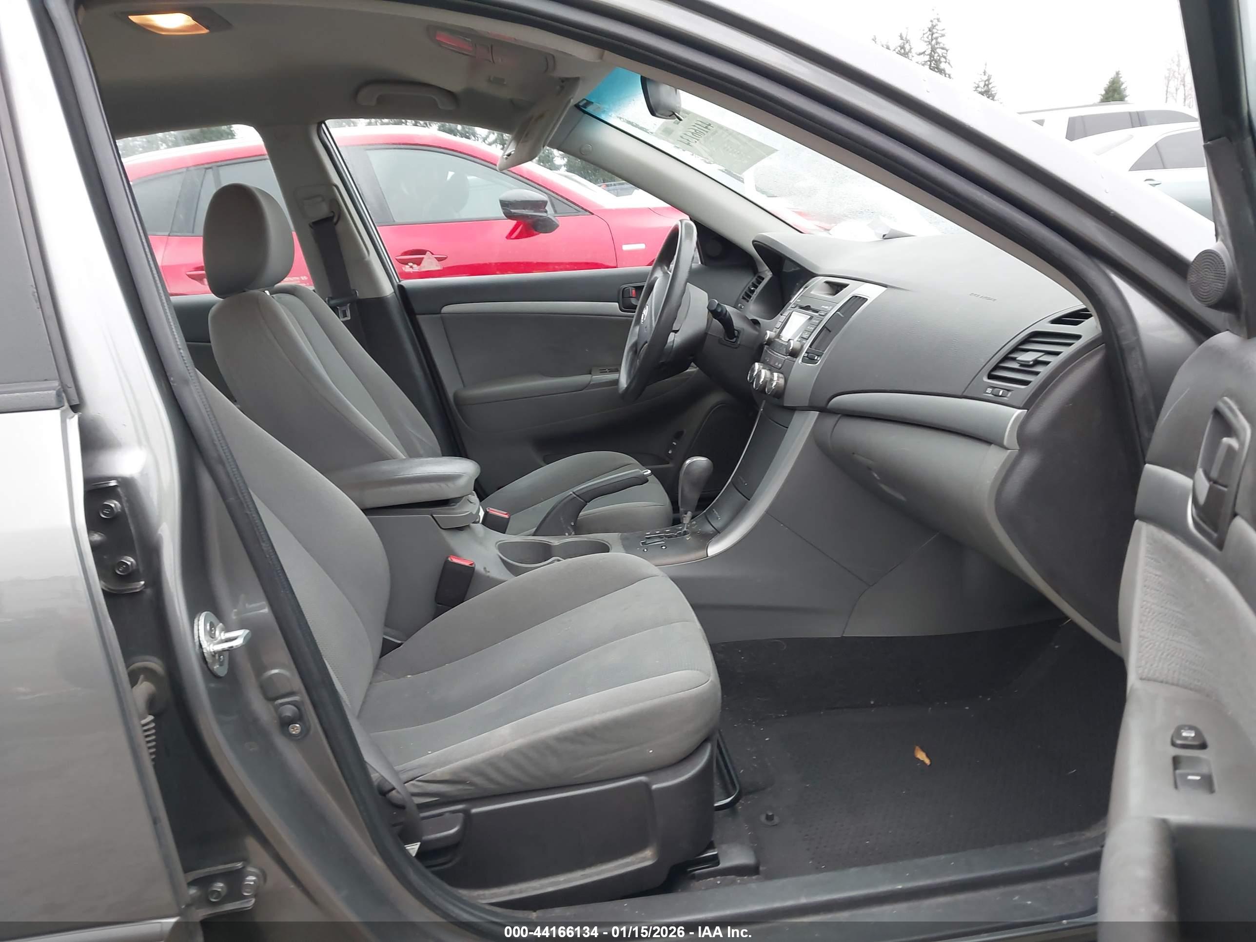 HYUNDAI SONATA image 5