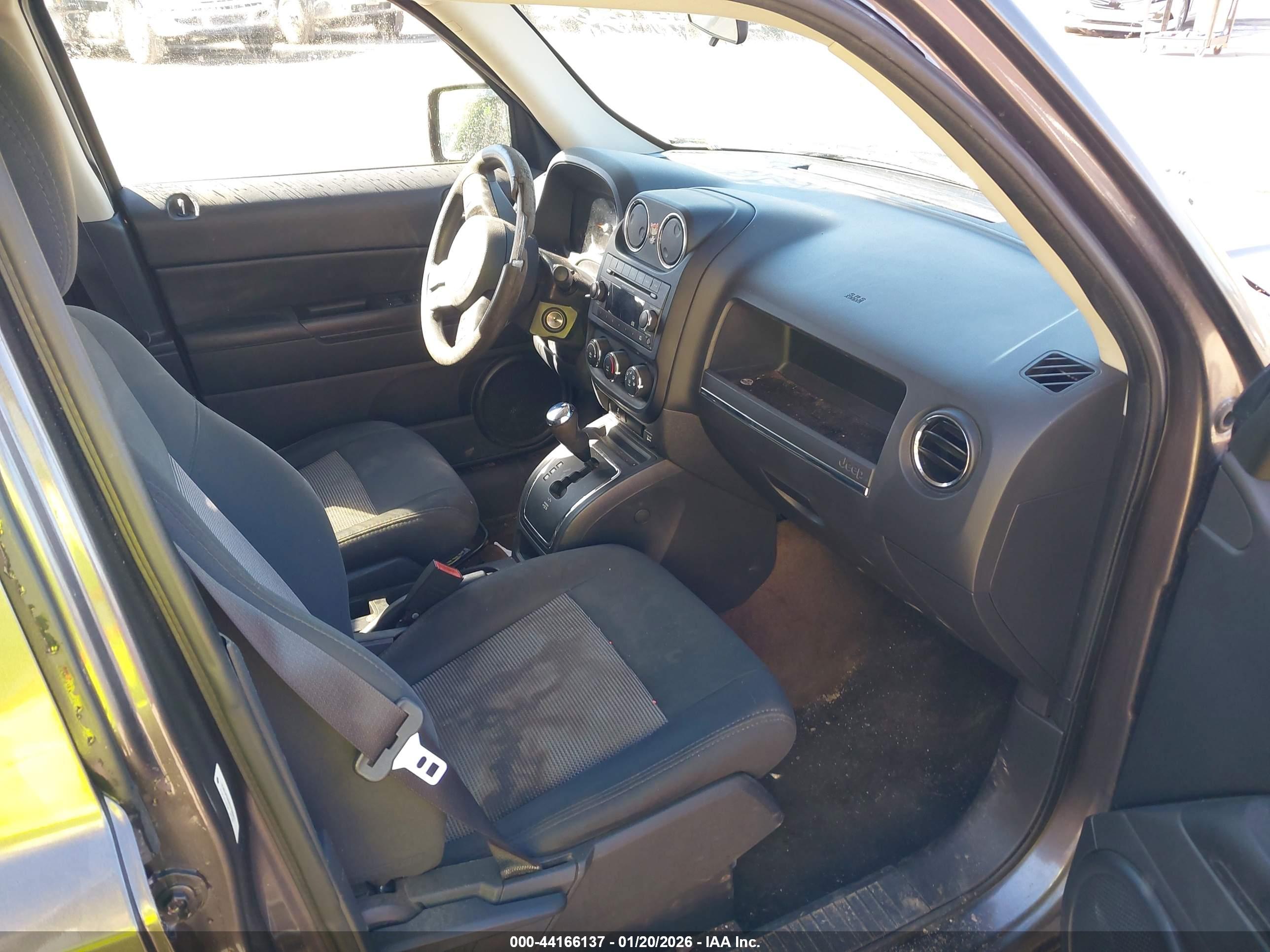 JEEP PATRIOT image 5
