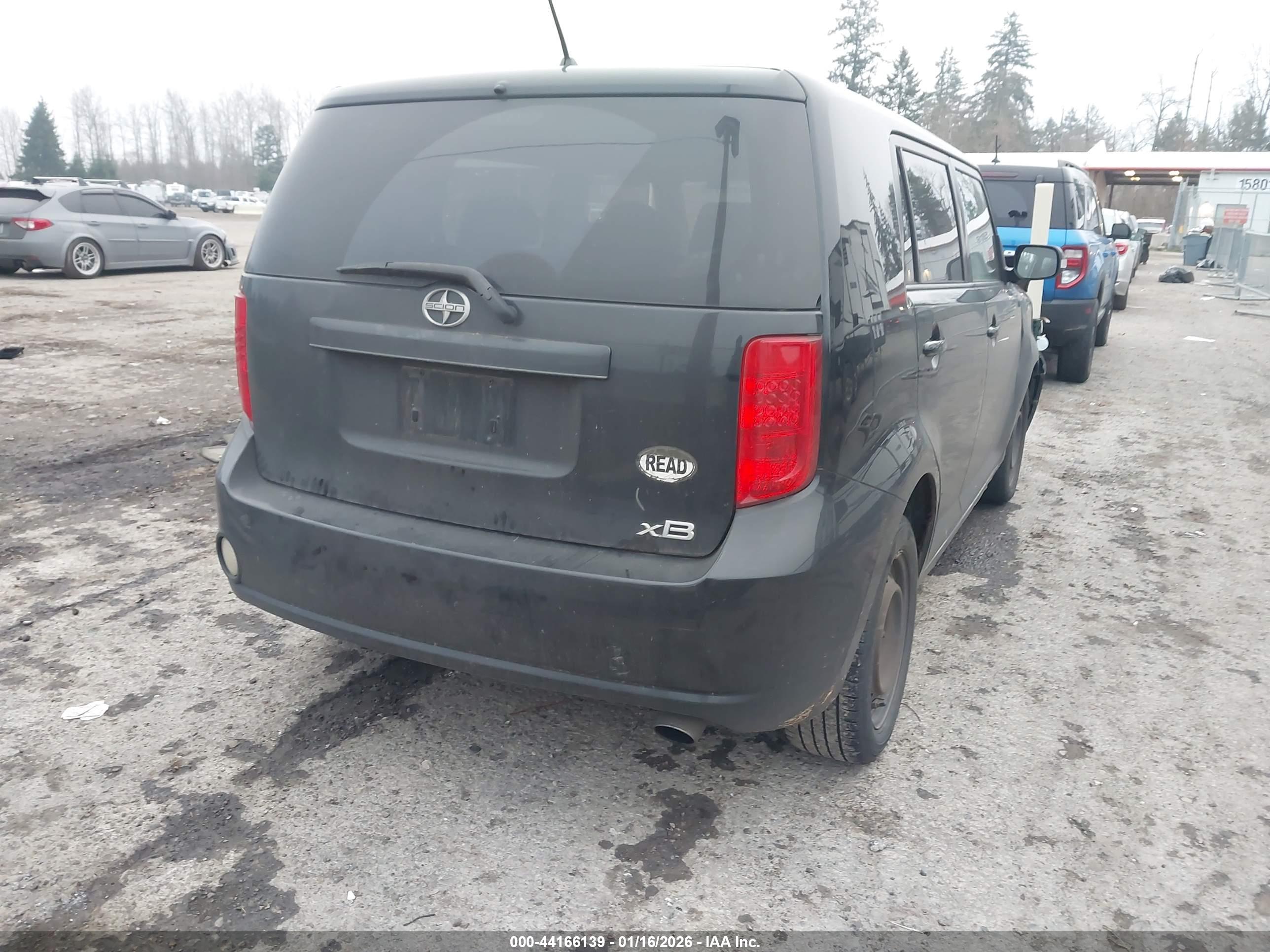 SCION XB image 4