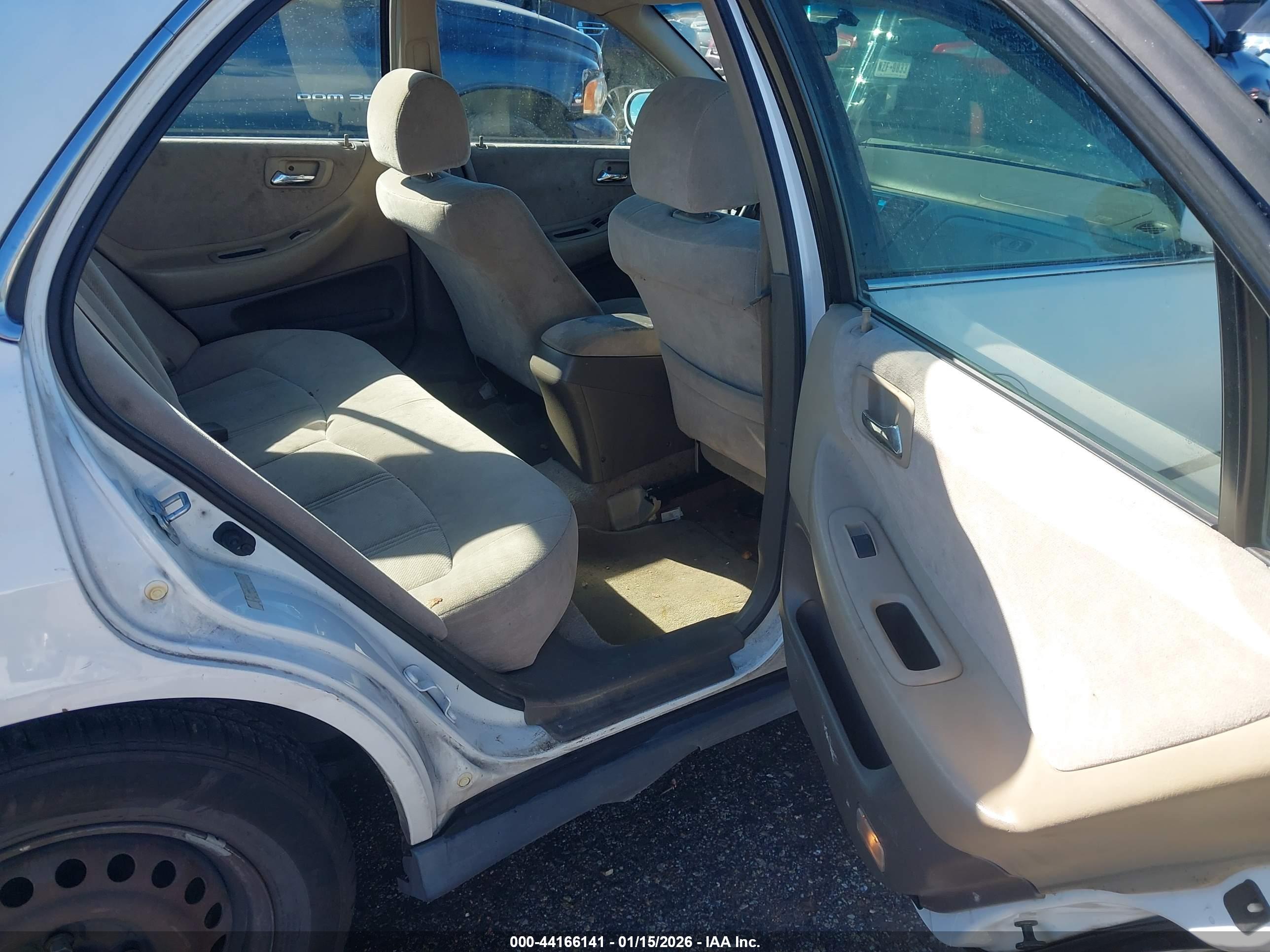 HONDA ACCORD image 8