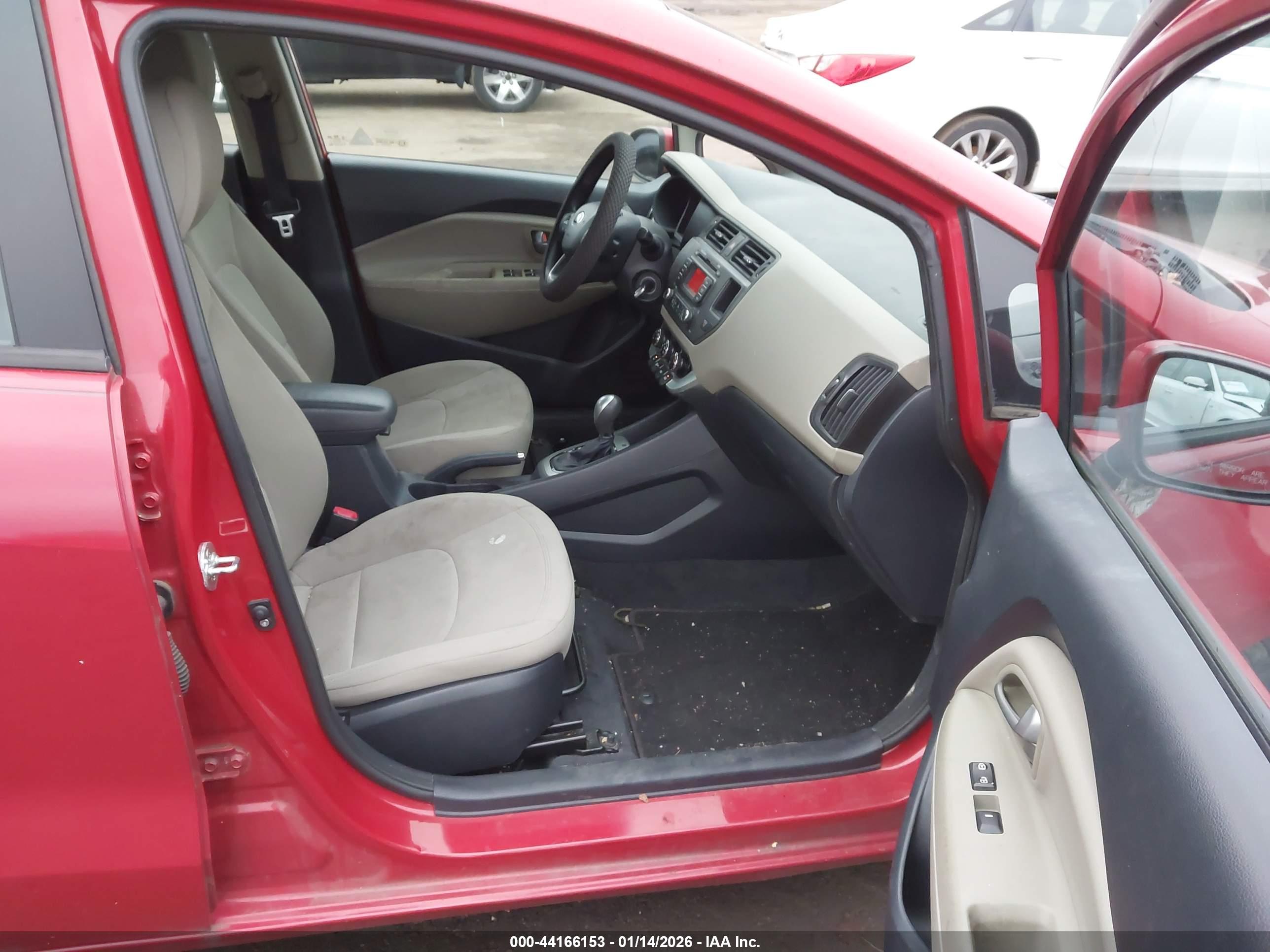 KIA RIO image 5