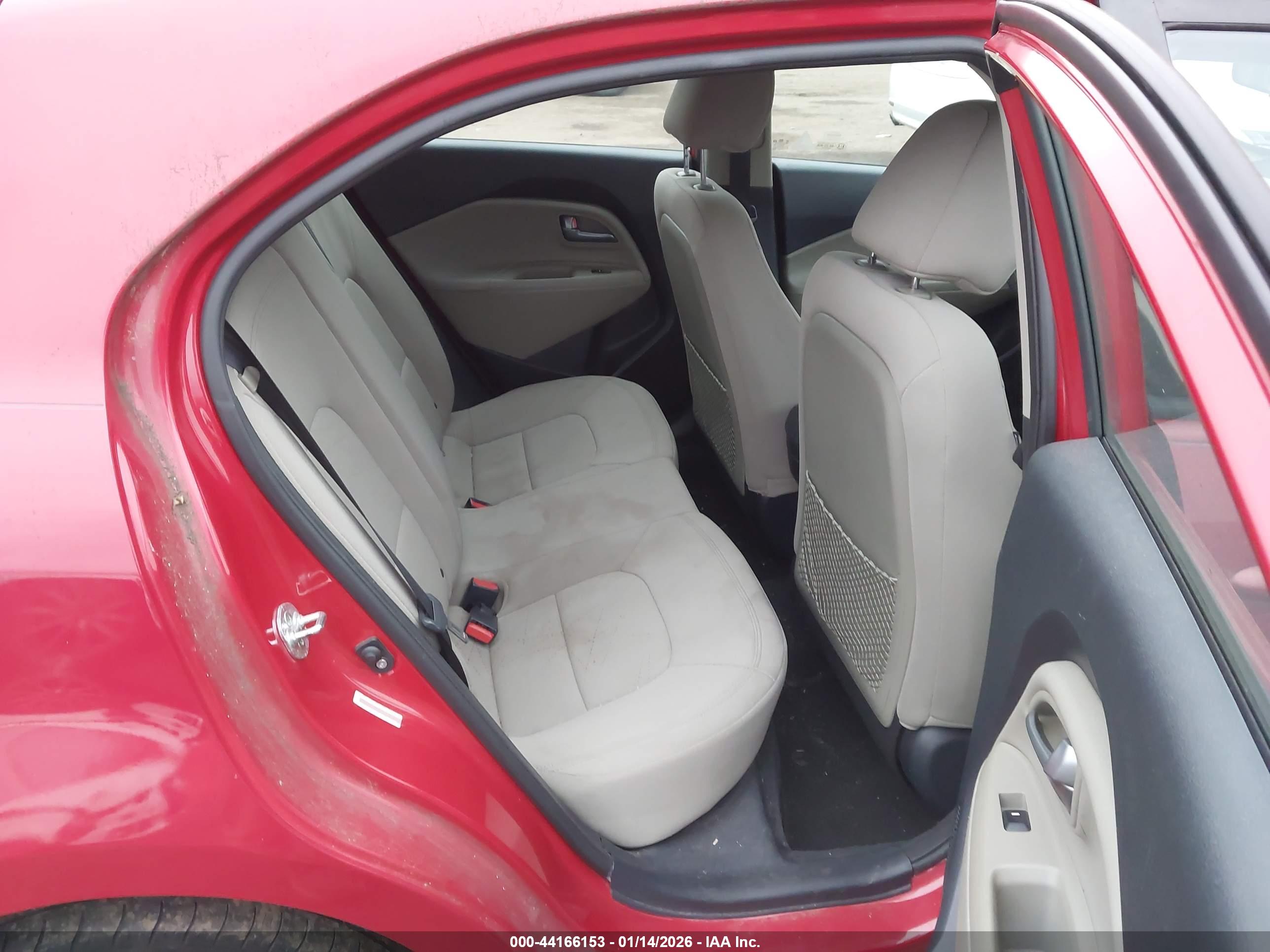KIA RIO image 8