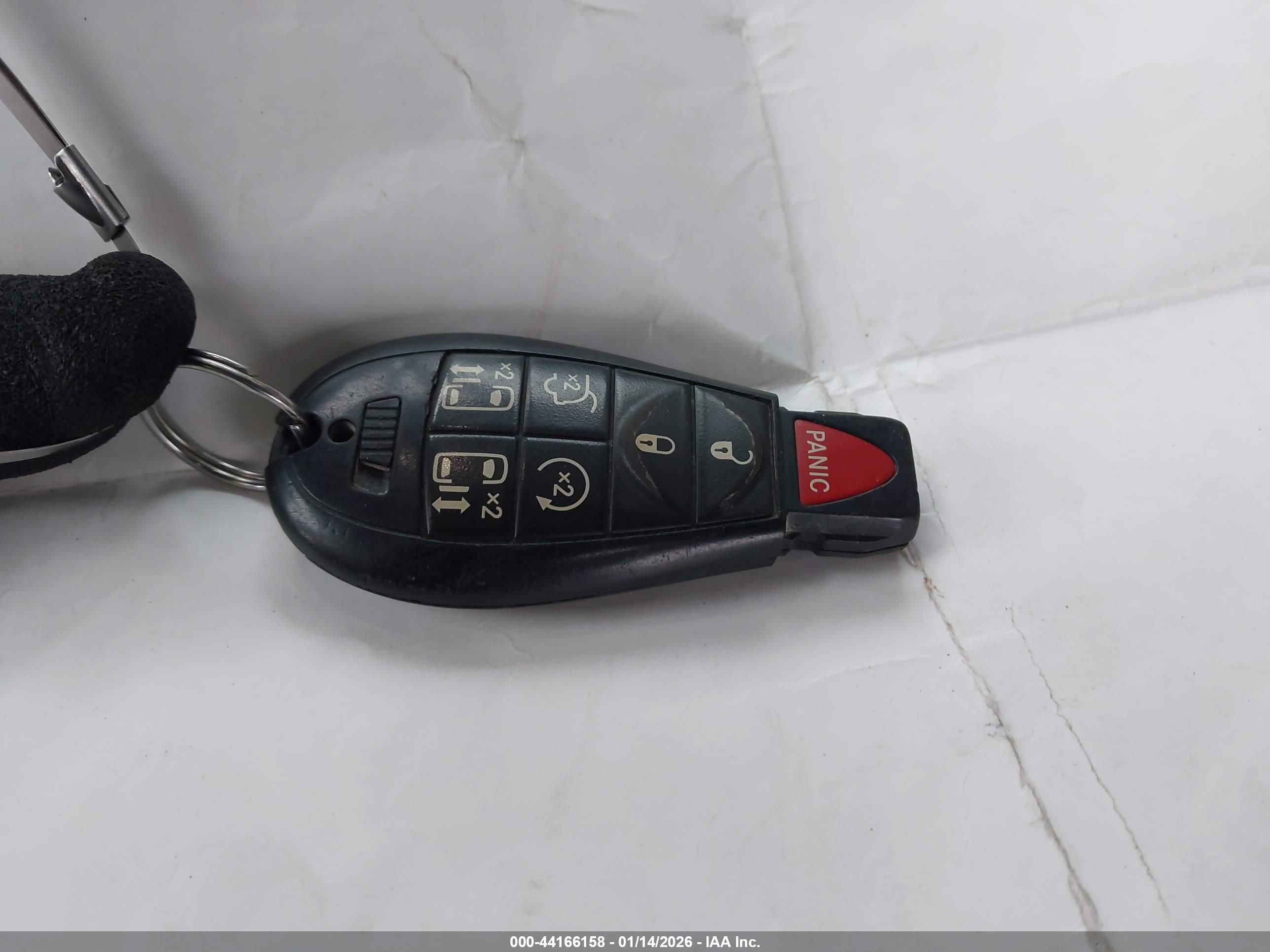 CHRYSLER TOWN image 11
