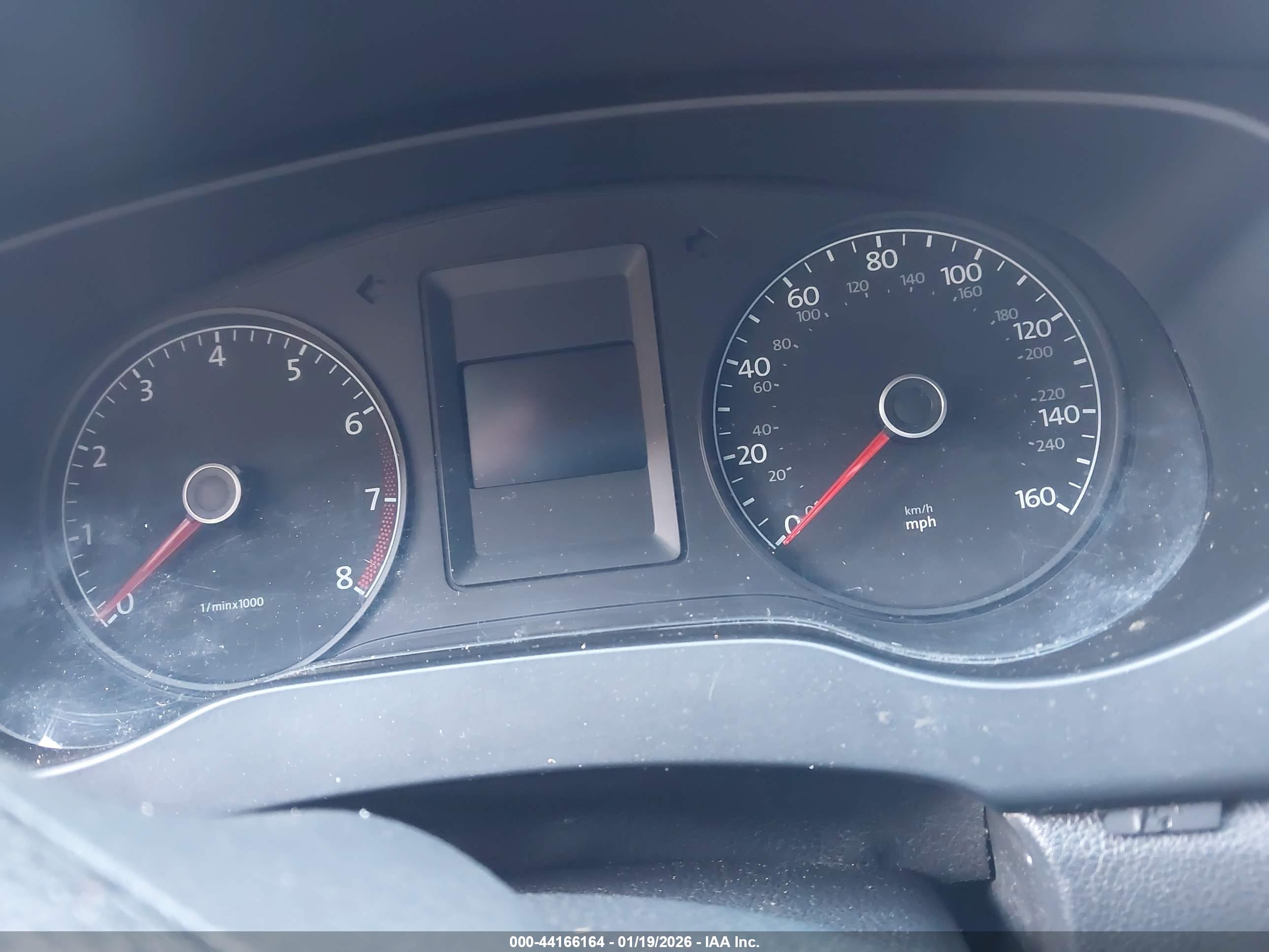 VOLKSWAGEN JETTA image 7