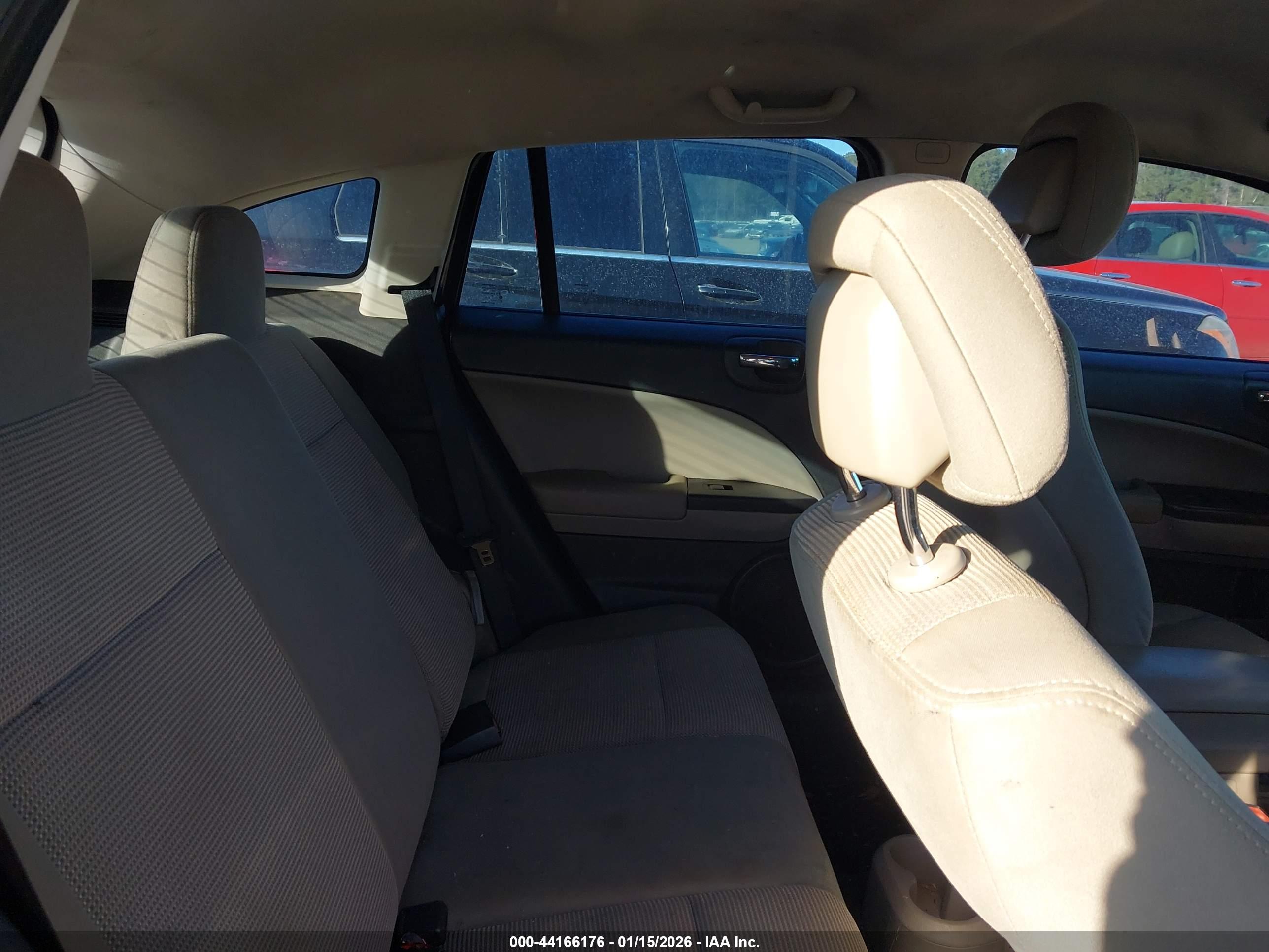 DODGE CALIBER image 8