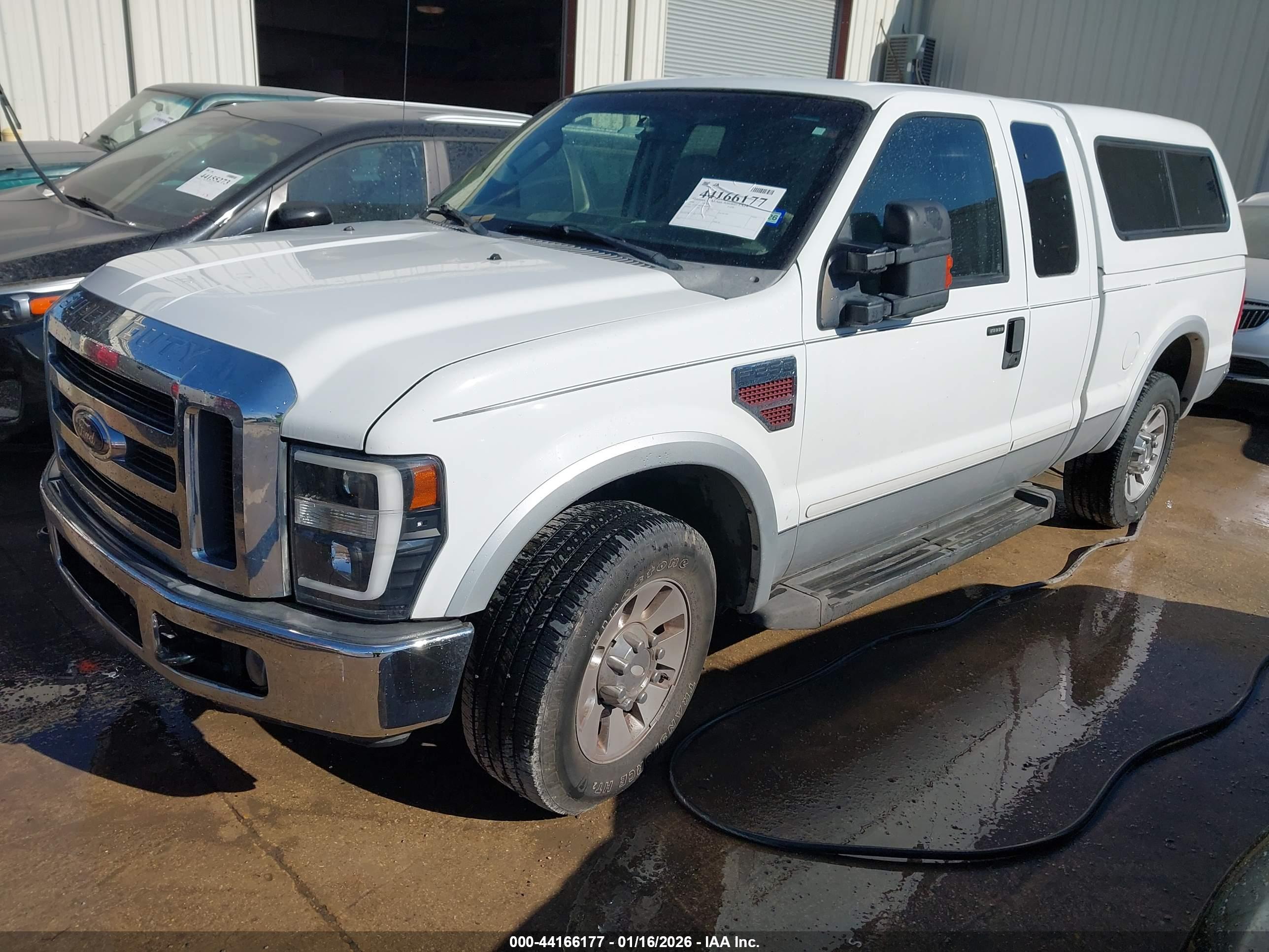FORD F-250 image 2