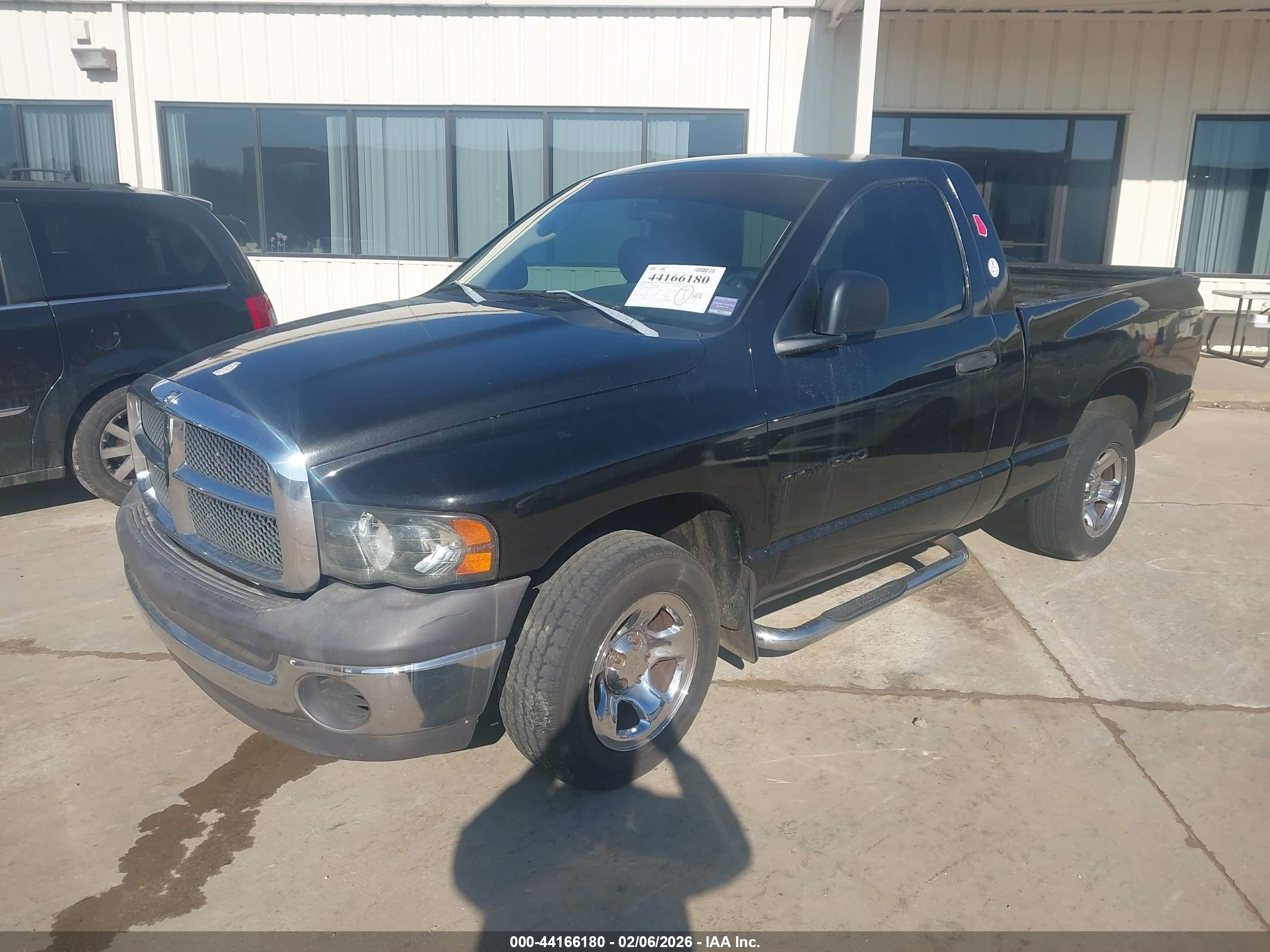 DODGE RAM image 2